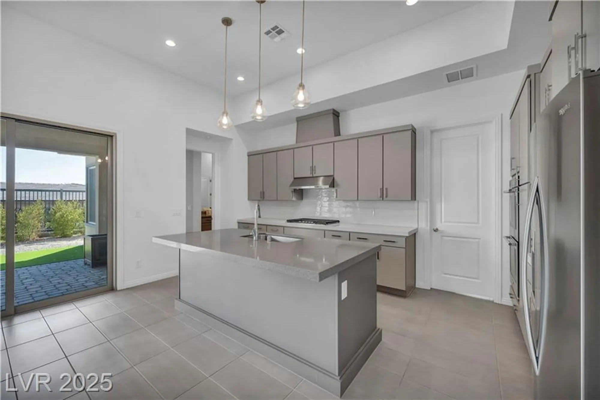 Property Slideshow image 16 of 84 | 6684 regency stone way, Las Vegas, NV, 89148