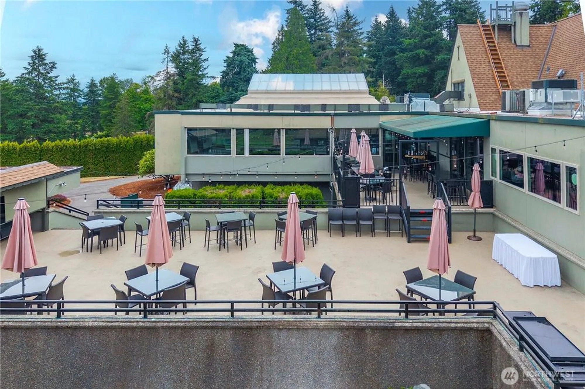 Property Slideshow image 26 of 35 | 10637 glen acres dr s # 10637, Seattle, WA, 98168