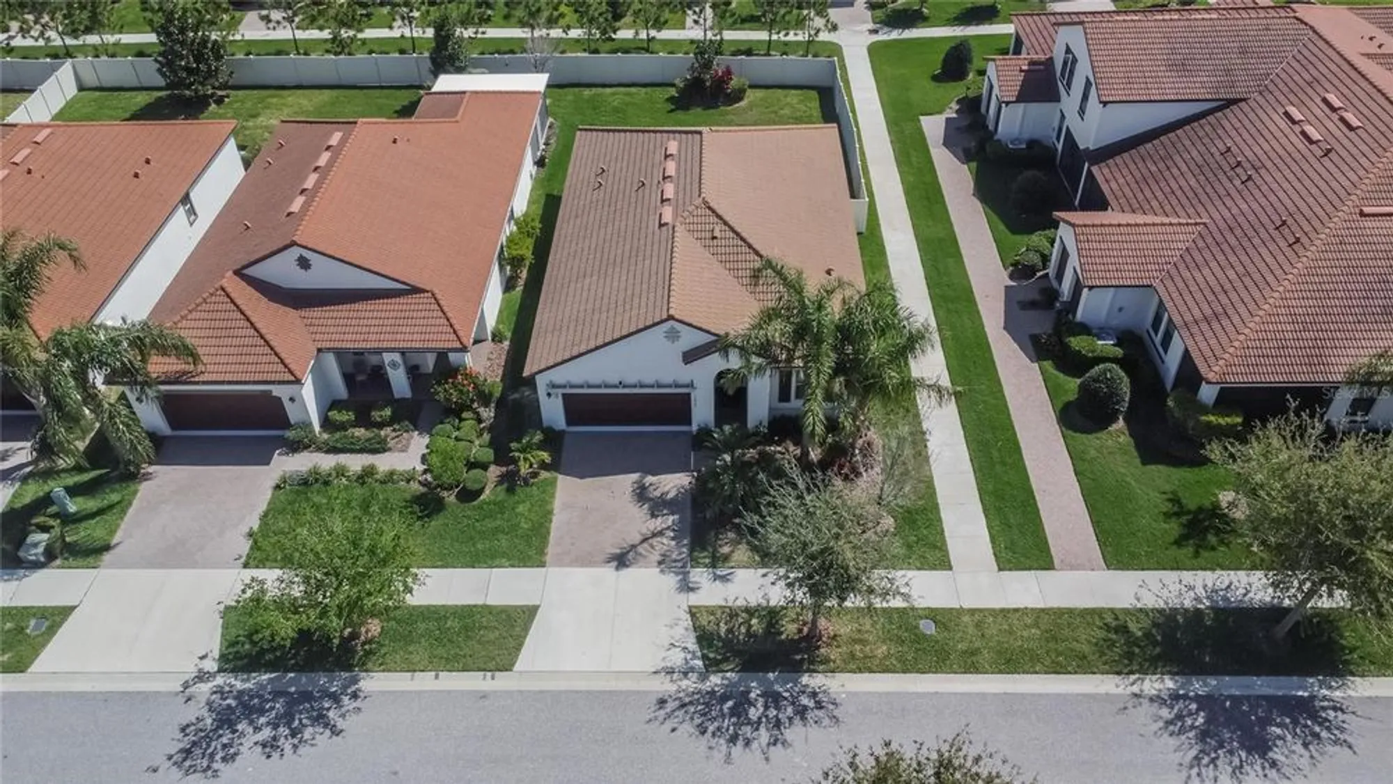 Property Slideshow image 58 of 98 | 16868 scuba crest st, Wimauma, FL, 33598