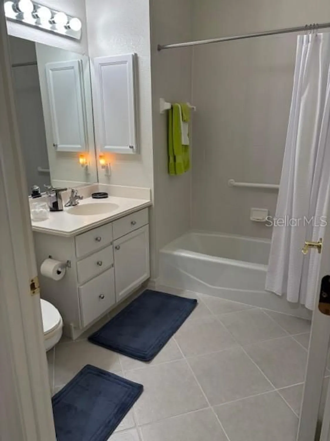 Property Slideshow image 18 of 43 | 1773 batello dr, Venice, FL, 34292