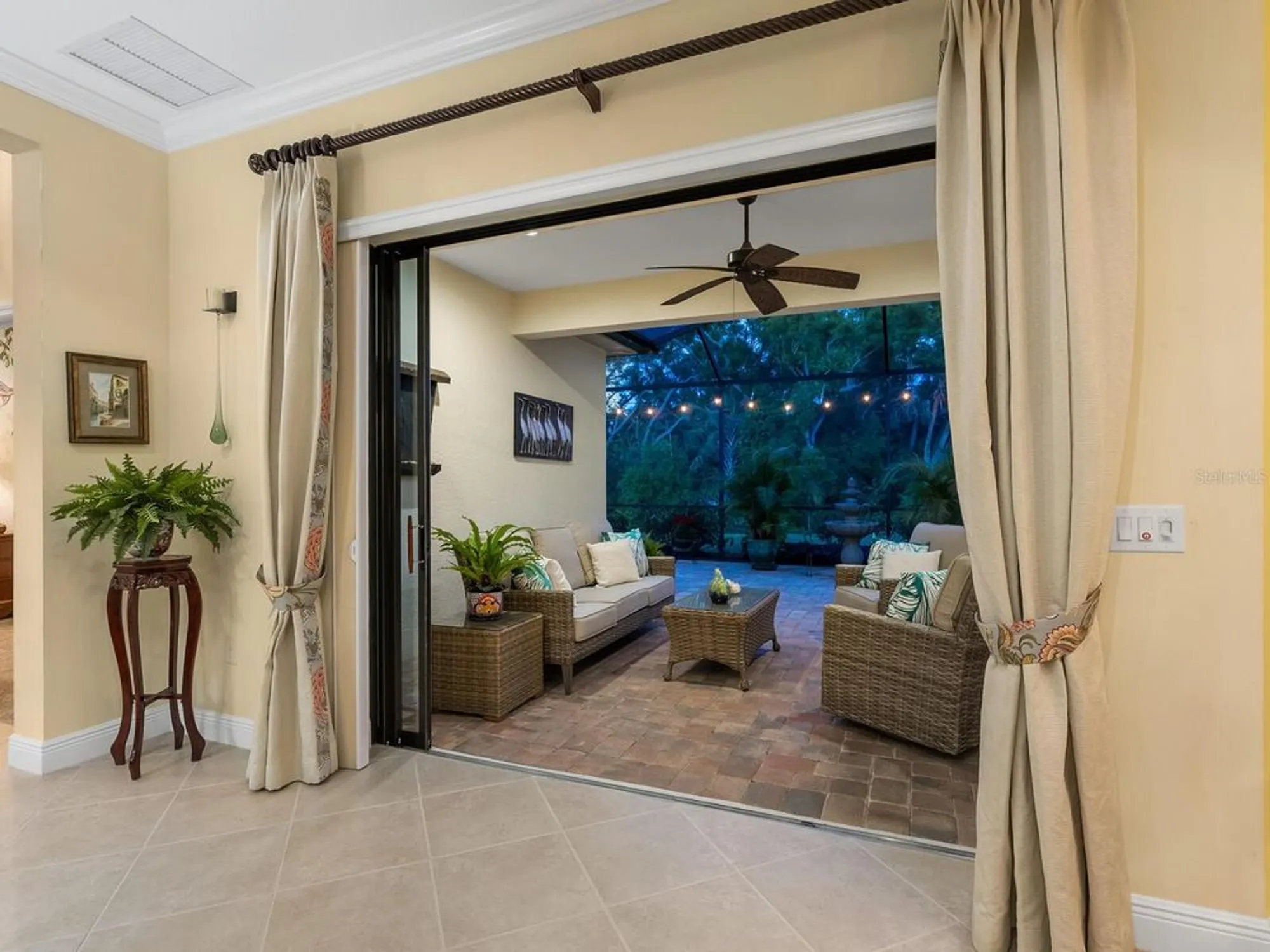 Property Slideshow image 26 of 67 | 27336 driver ln, Englewood, FL, 34223