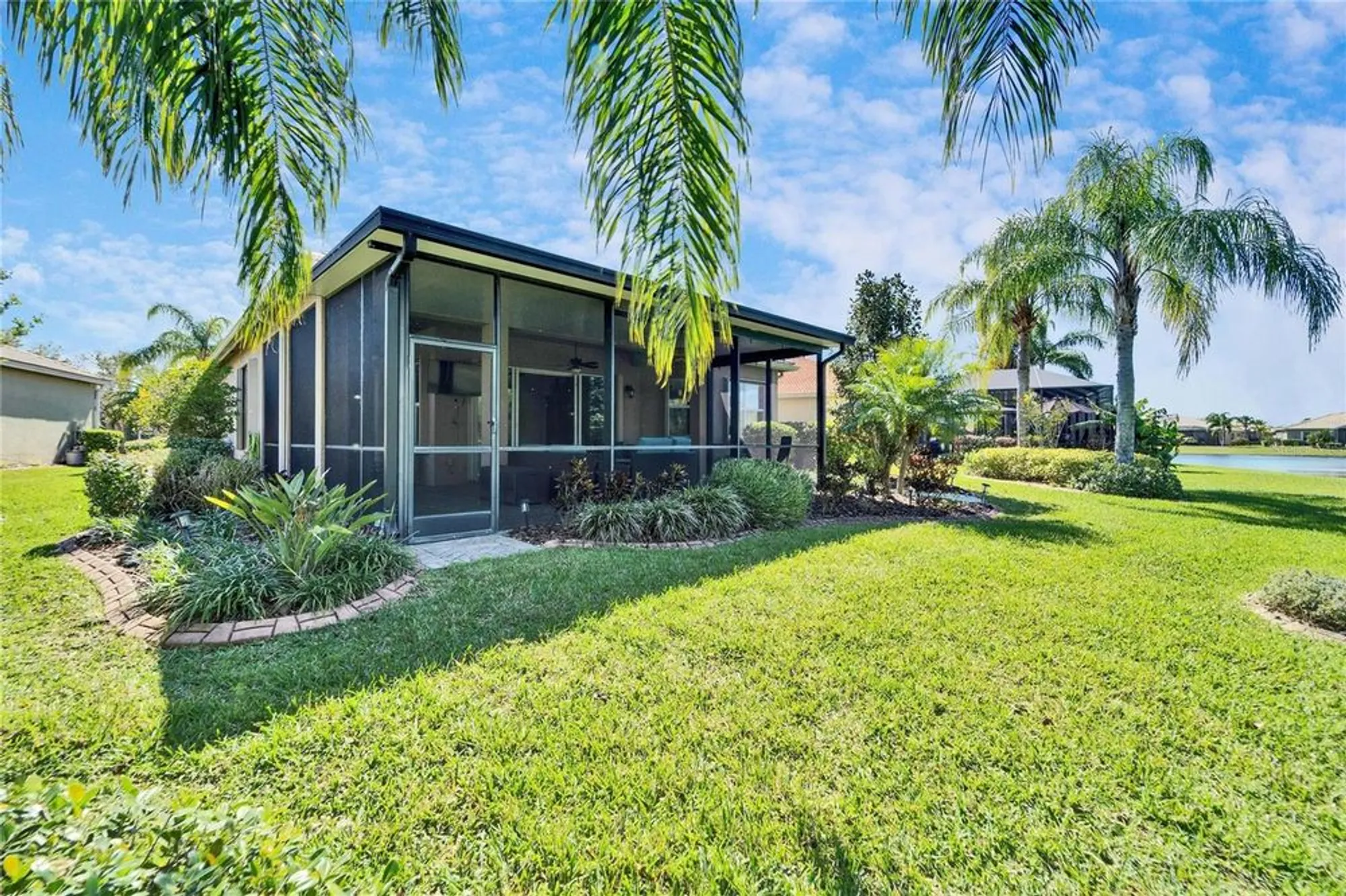 Property Slideshow image 66 of 85 | 16135 cape coral dr, Wimauma, FL, 33598