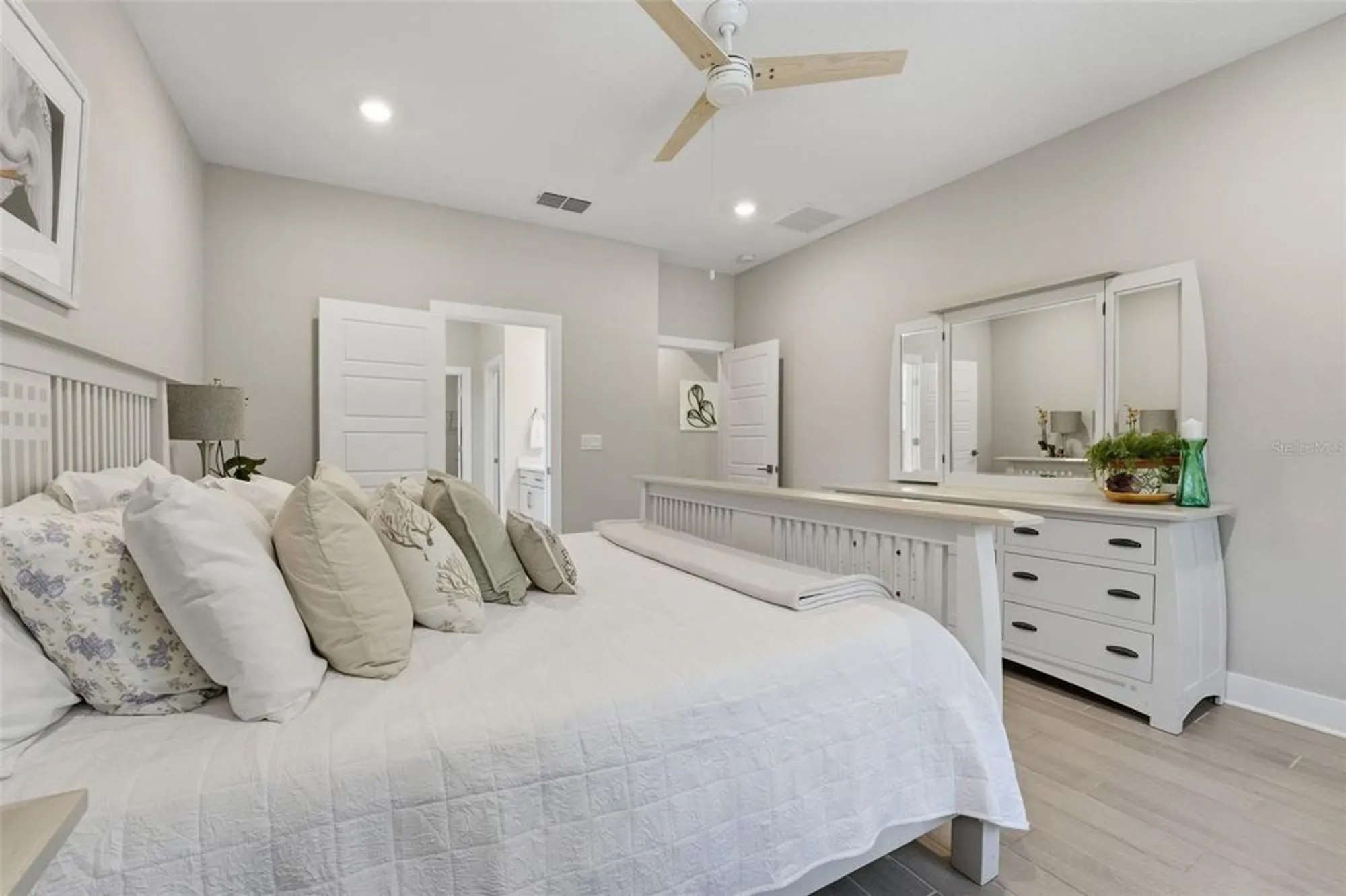 Property Slideshow image 23 of 38 | 341 daylily blvd, Nokomis, FL, 34275