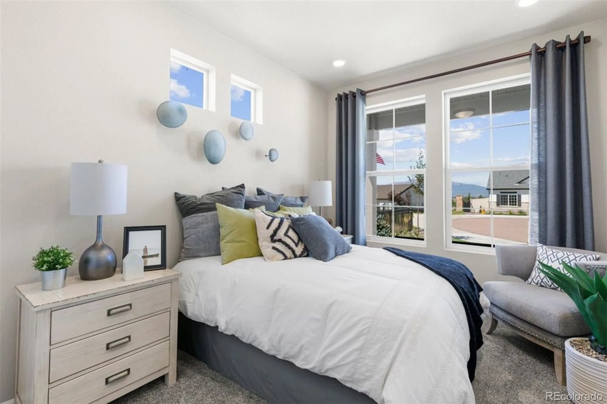 Property Slideshow image 24 of 33 | 22324 e 49th pl, Aurora, CO, 80019