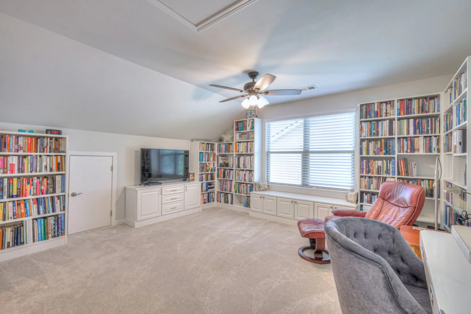 Property Slideshow image 52 of 74 | 2124 loudon hl, Spring Hill, TN, 37174