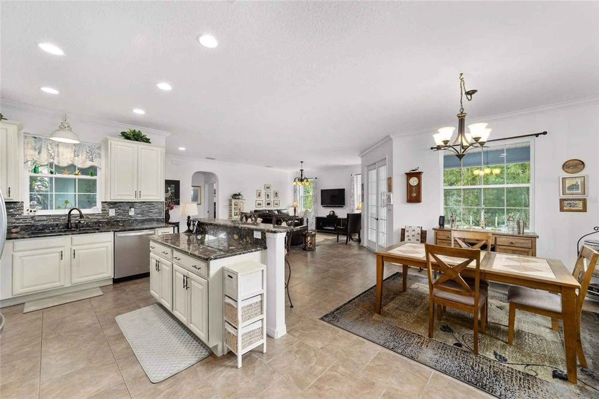 Property Slideshow image 19 of 38 | 8706 sw 88th pl, Ocala, FL, 34481