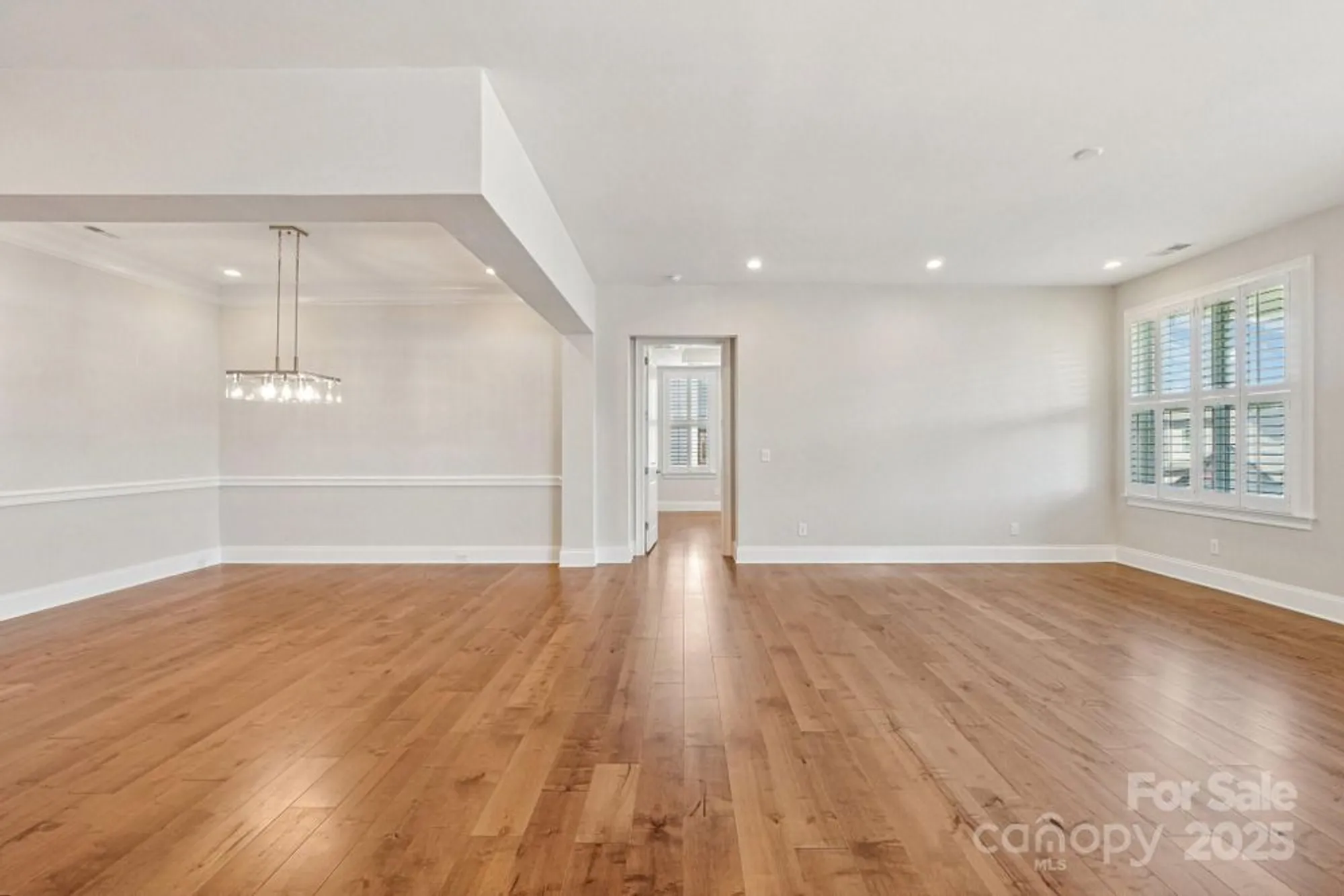 Property Slideshow image 15 of 47 | 45528 misty bluff dr, Charlotte, NC, 28278