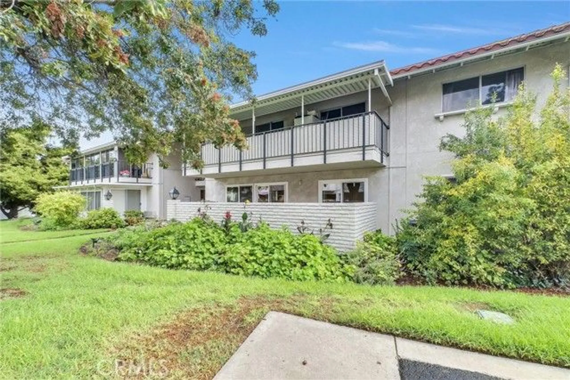 Property Slideshow image 3 of 28 | 2260 via puerta c, Laguna Woods, CA, 92637