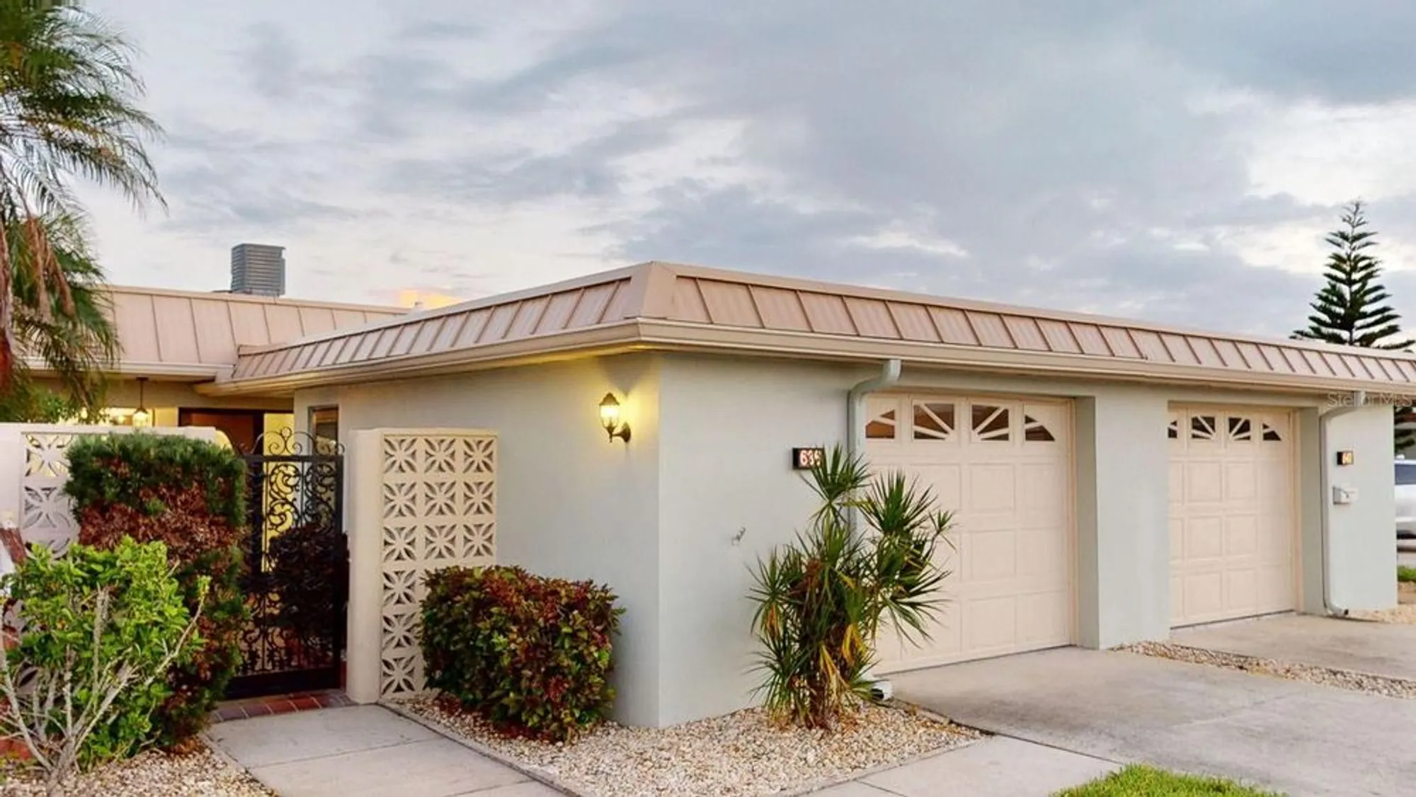 Property Slideshow image 9 of 96 | 636 boca ciega point blvd s, St Petersburg, FL, 33708
