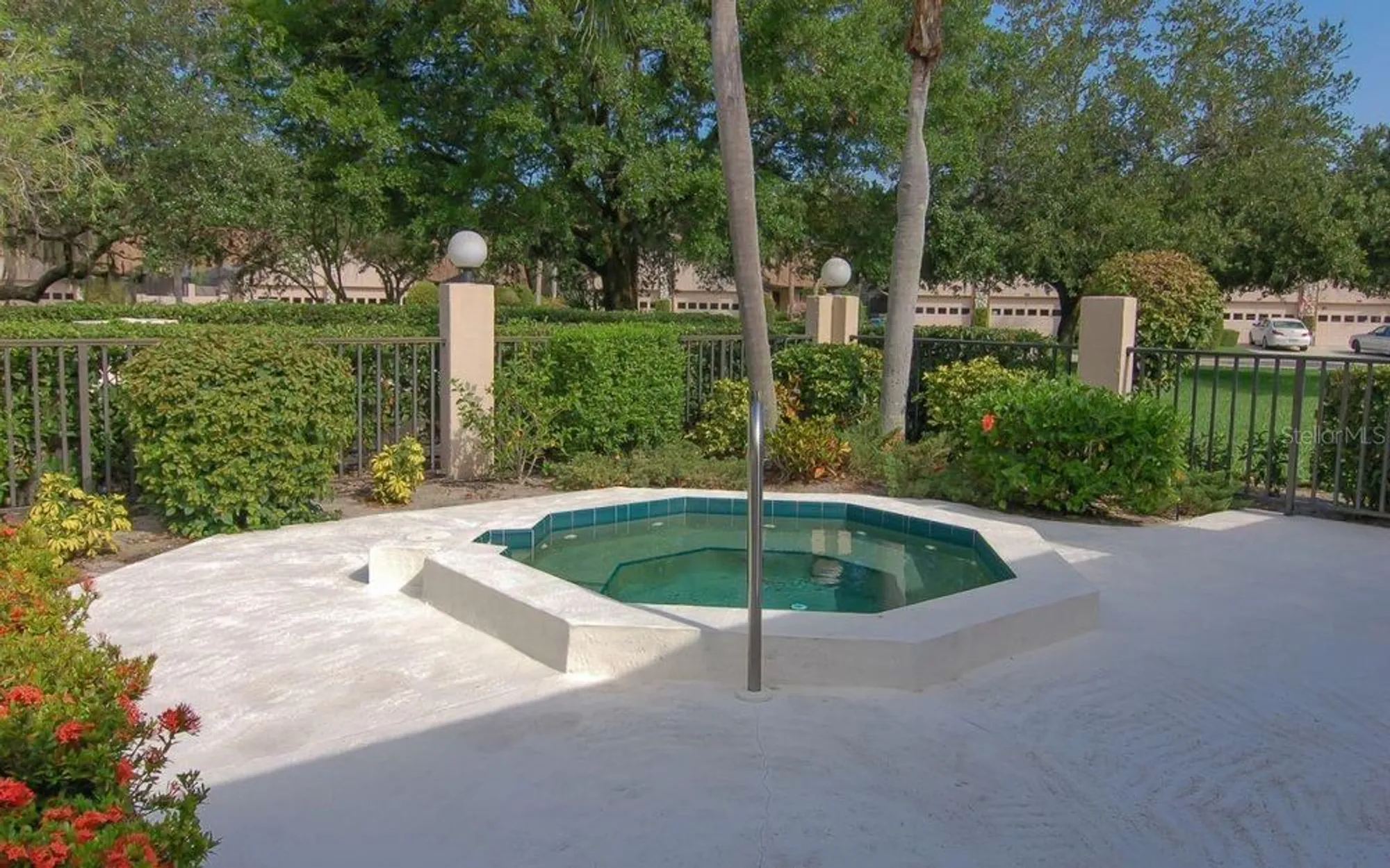 Property Slideshow image 22 of 30 | 5767 avista dr # 5767, Sarasota, FL, 34243