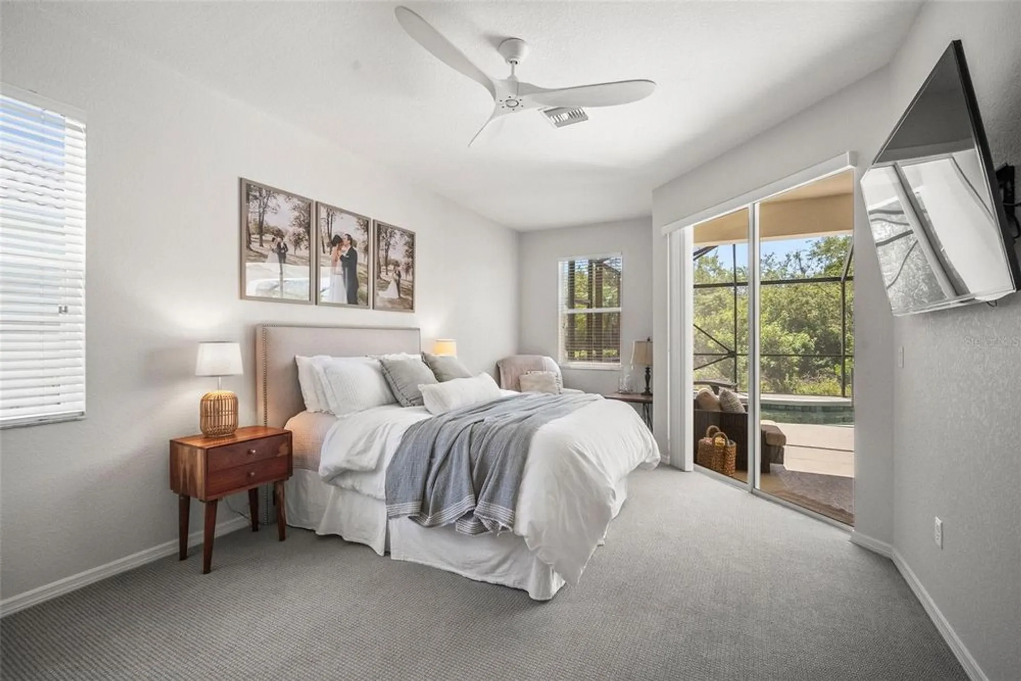 Property Slideshow image 16 of 52 | 358 river enclave ct, Bradenton, FL, 34212