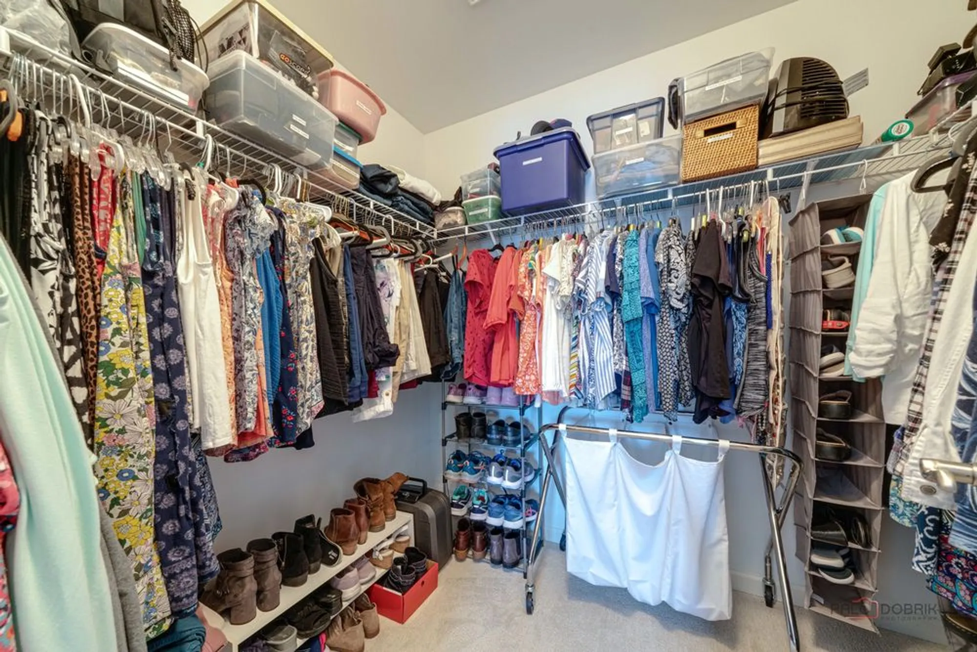 Property Slideshow image 27 of 36 | 1834 torrey pkwy, Libertyville, IL, 60048