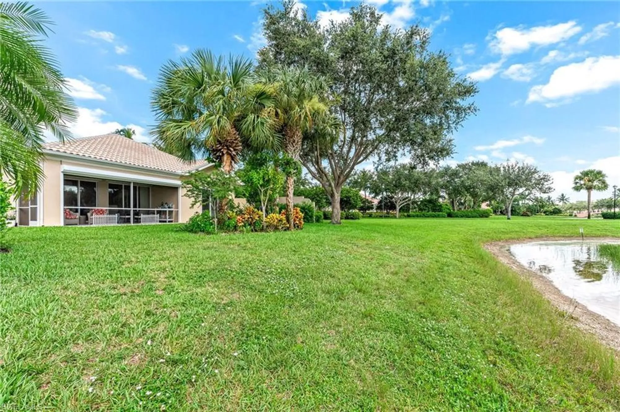 Property Slideshow image 30 of 32 | 7042 toscana ct, Naples, FL, 34114