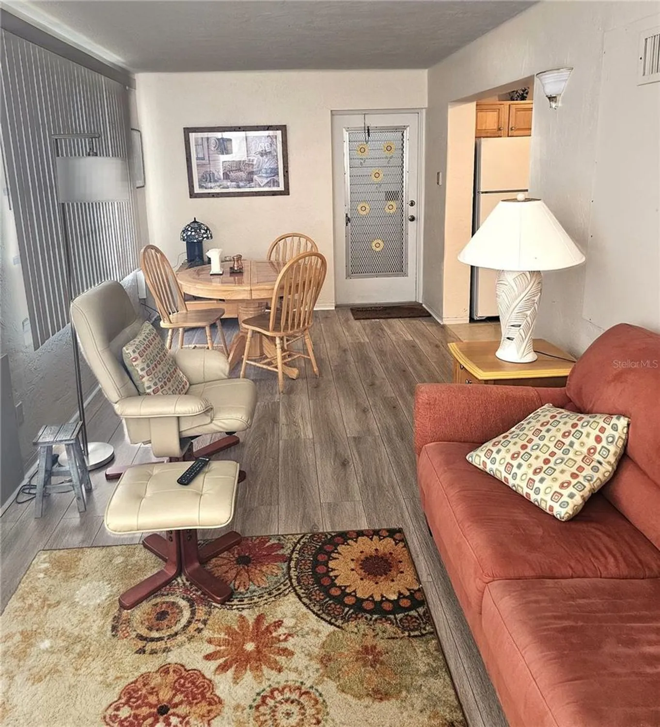 Property Slideshow image 8 of 26 | 2462 brazilia dr 42, Clearwater, FL, 33763