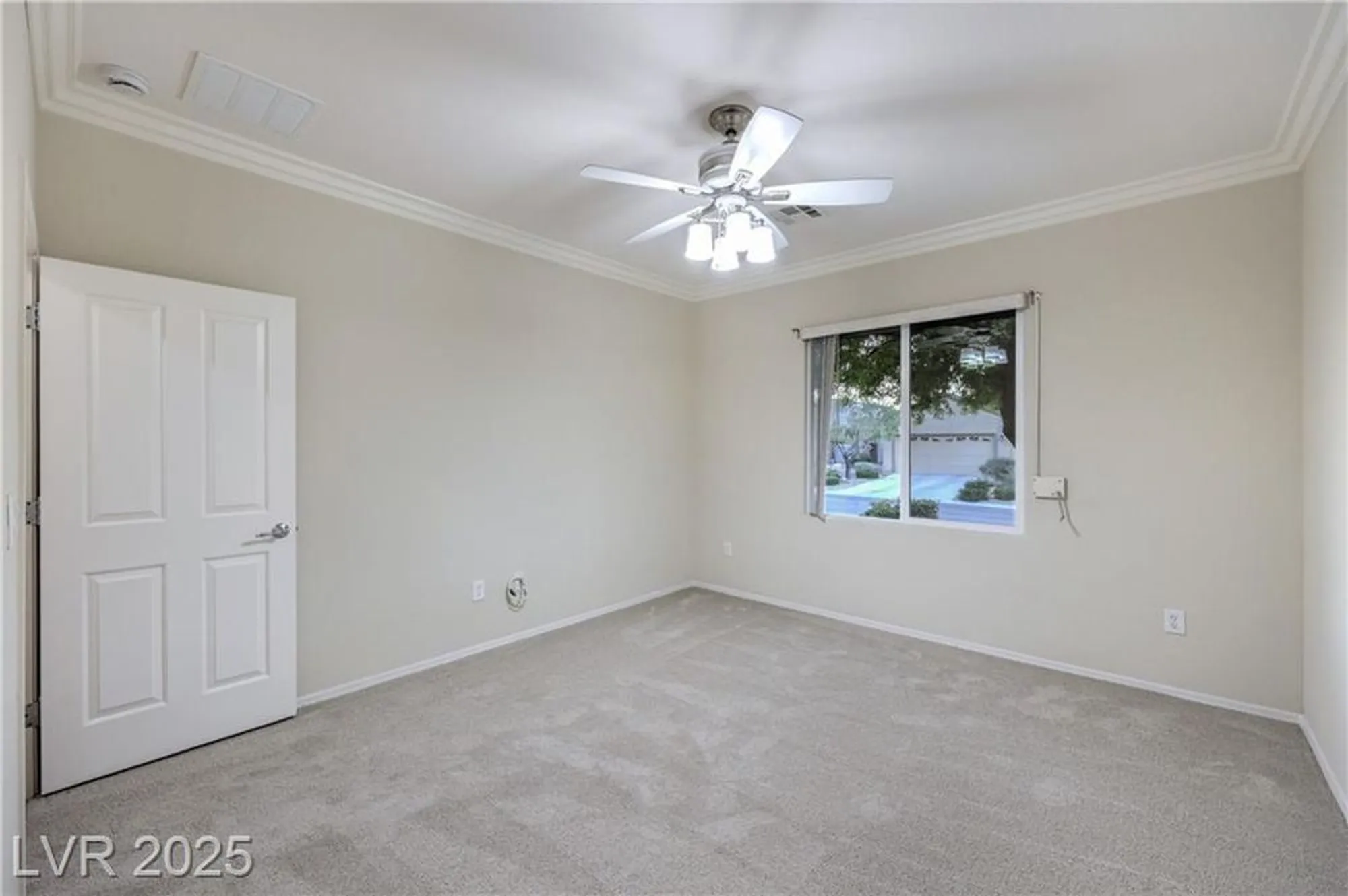 Property Slideshow image 24 of 52 | 2519 ashen light dr, Henderson, NV, 89044