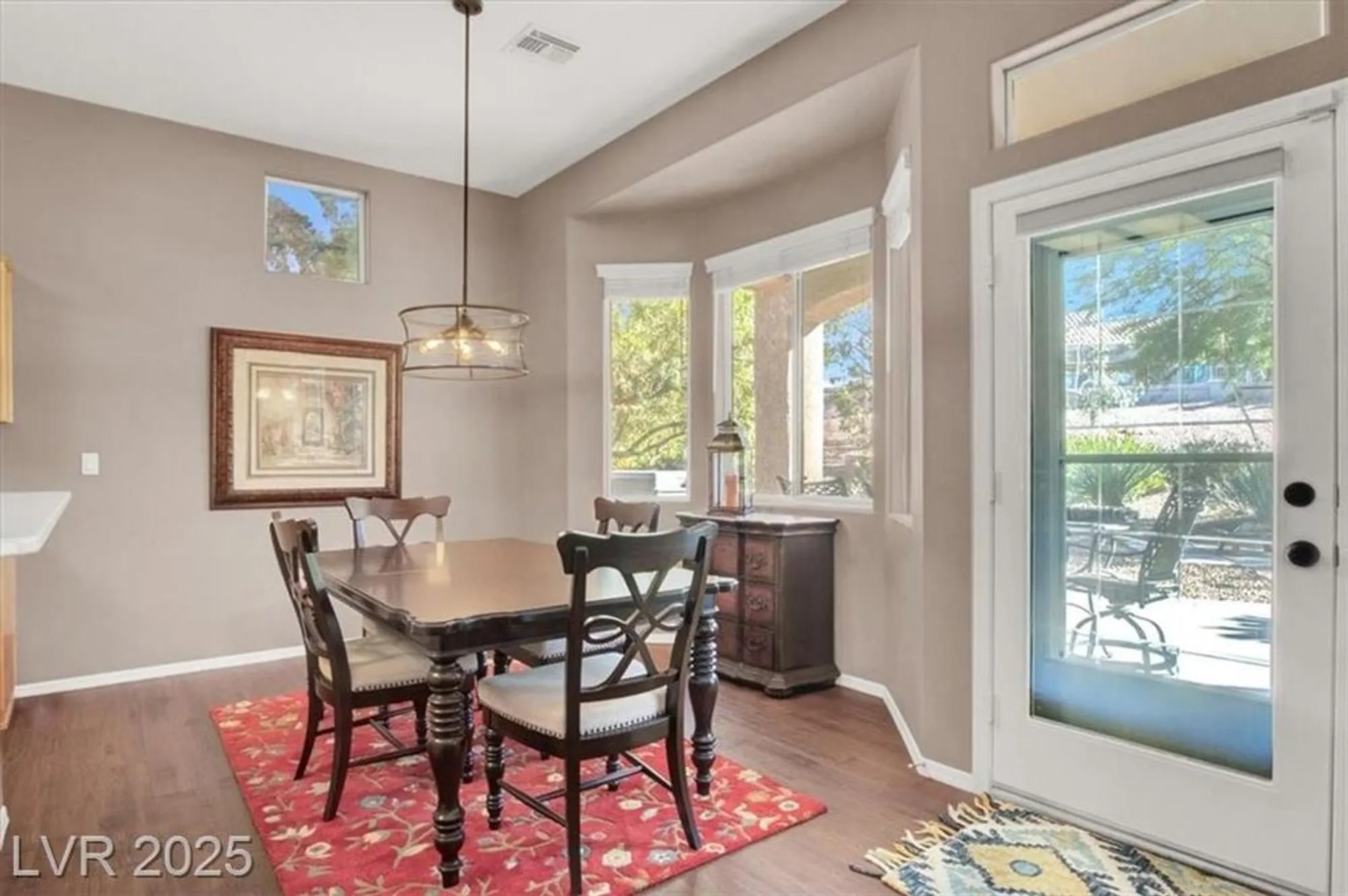 Property Slideshow image 7 of 33 | 9525 salem hills ct, Las Vegas, NV, 89134