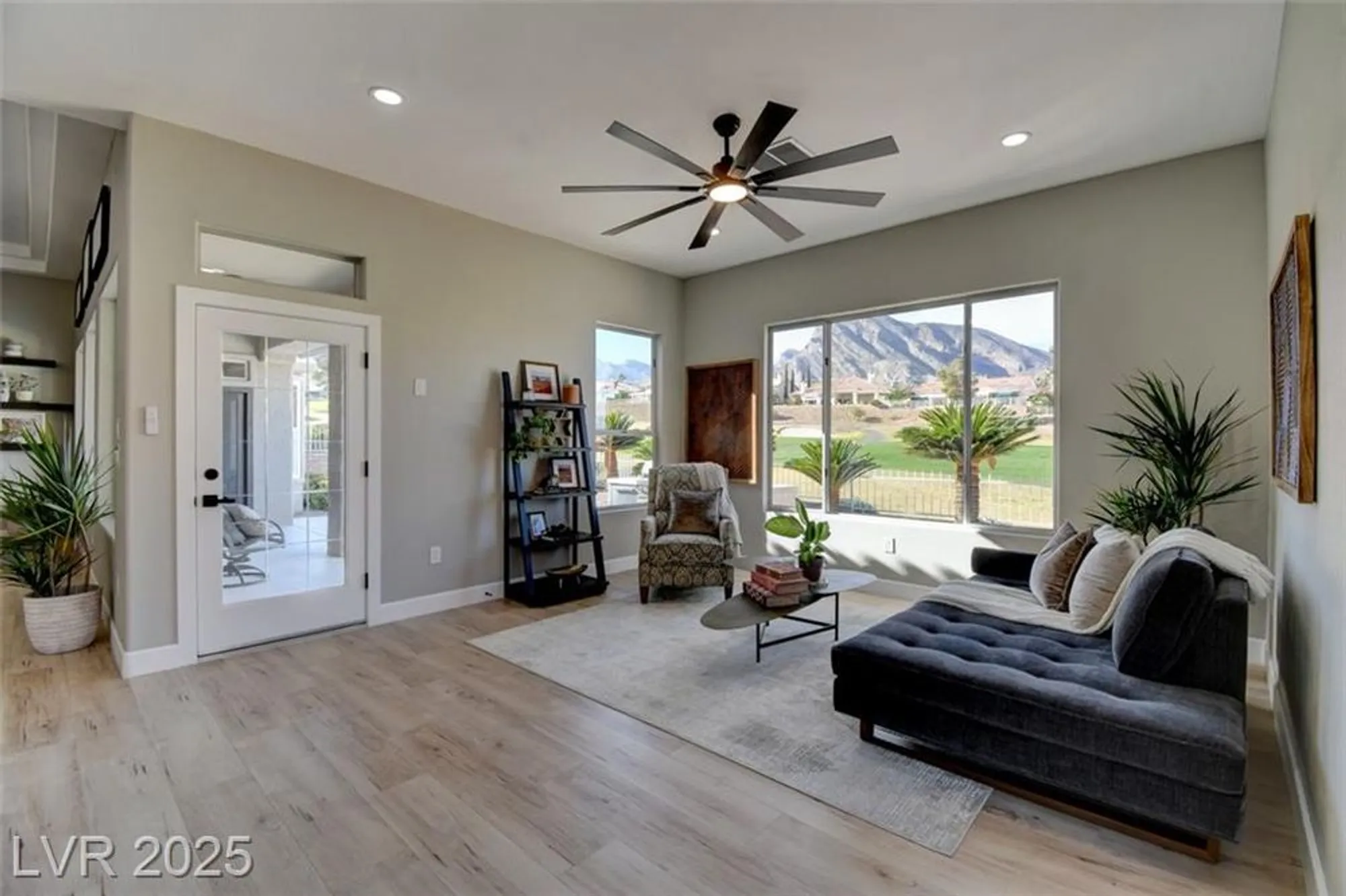 Property Slideshow image 17 of 42 | 10720 back plains dr, Las Vegas, NV, 89134