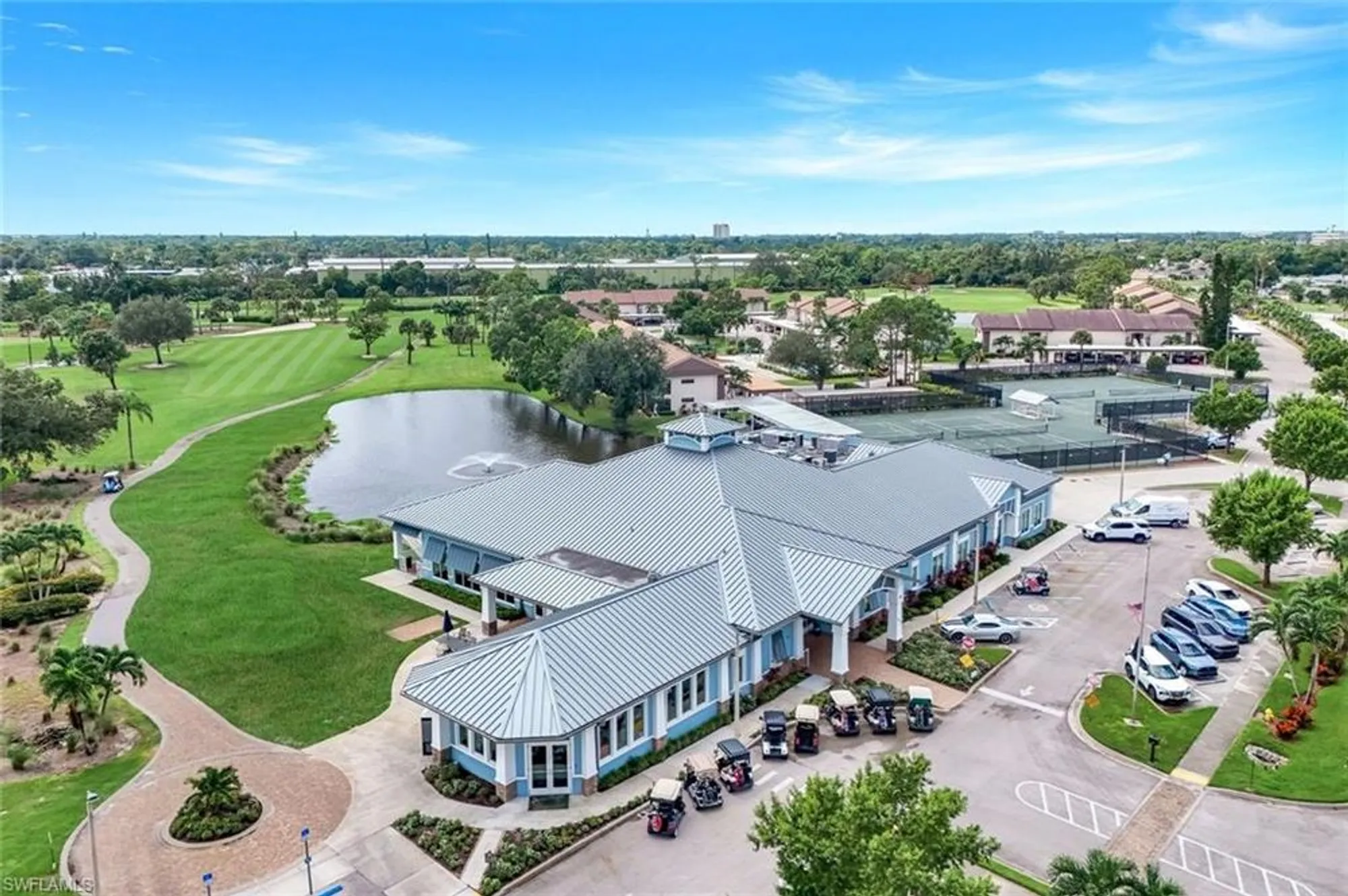 Property Slideshow image 34 of 37 | 5585 trailwinds dr apt 326, Fort Myers, FL, 33907