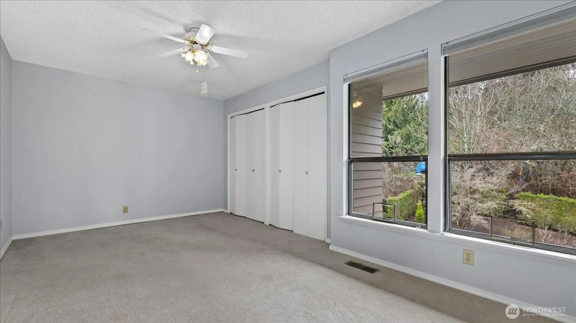 Property Slideshow image 24 of 38 | 10743 glen acres dr s # 10743, Seattle, WA, 98168