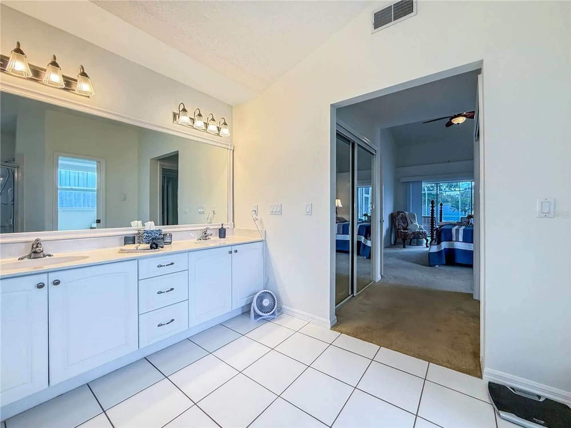 Property Slideshow image 23 of 48 | 24600 dolphin cove dr, Punta Gorda, FL, 33955