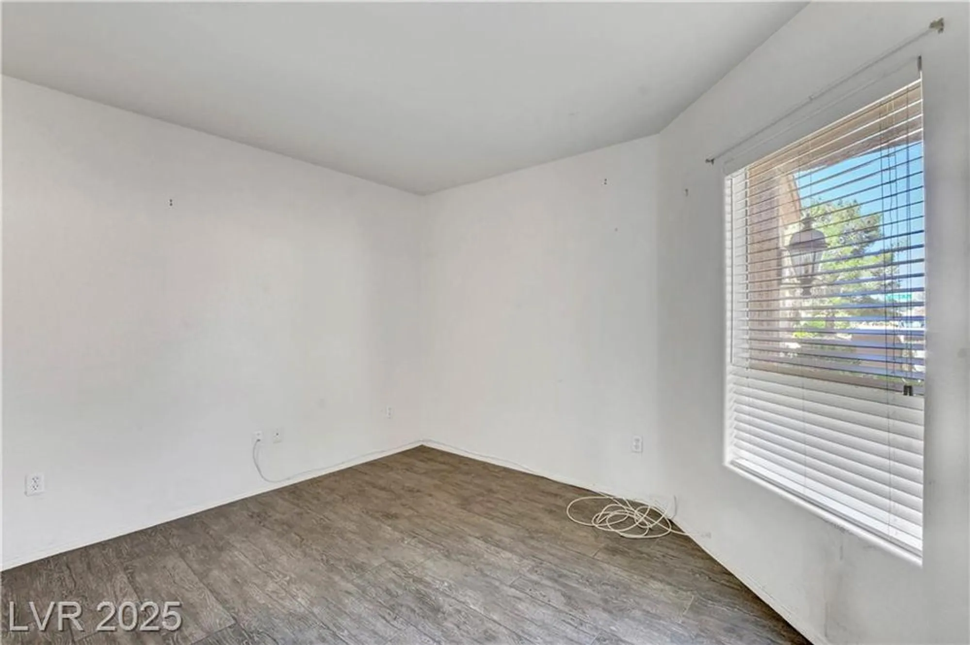 Property Slideshow image 36 of 58 | 9929 hemet dr, Las Vegas, NV, 89134