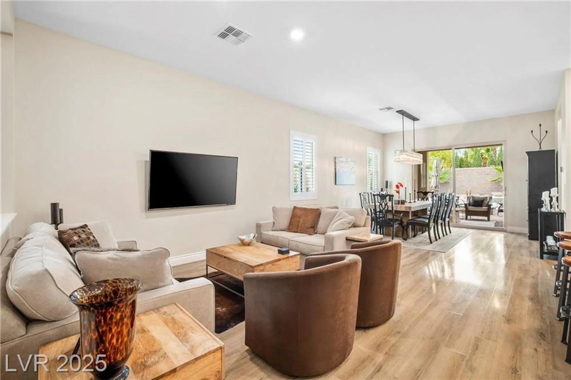 Property Slideshow image 6 of 45 | 10631 silver pond ave, Las Vegas, NV, 89135