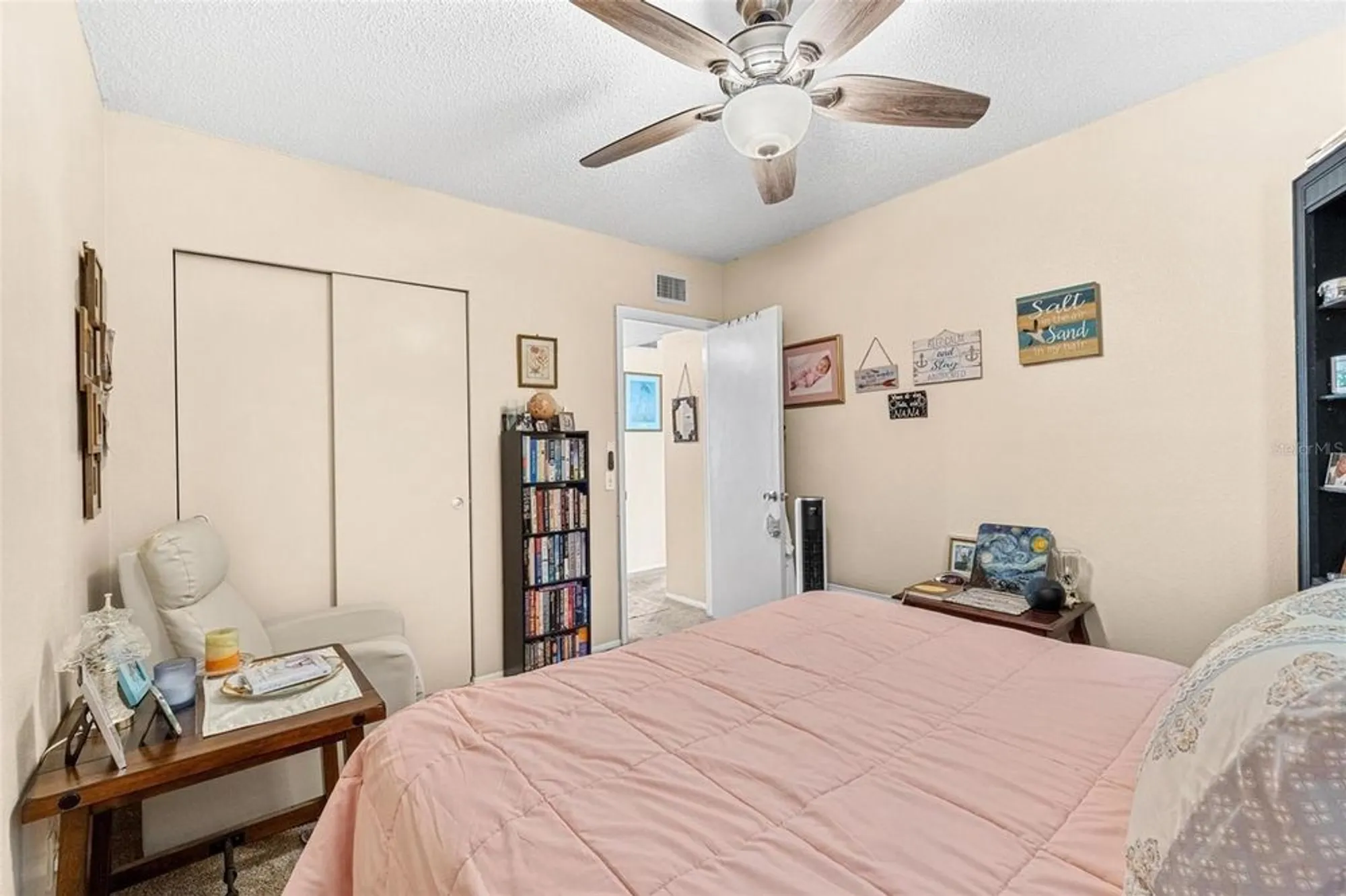 Property Slideshow image 17 of 40 | 2440 world parkway blvd 52, Clearwater, FL, 33763