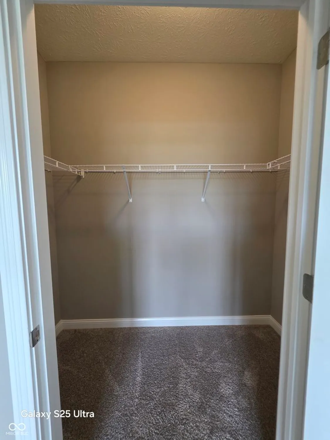 Property Slideshow image 8 of 27 | 9106 hedley way, Avon, IN, 46123