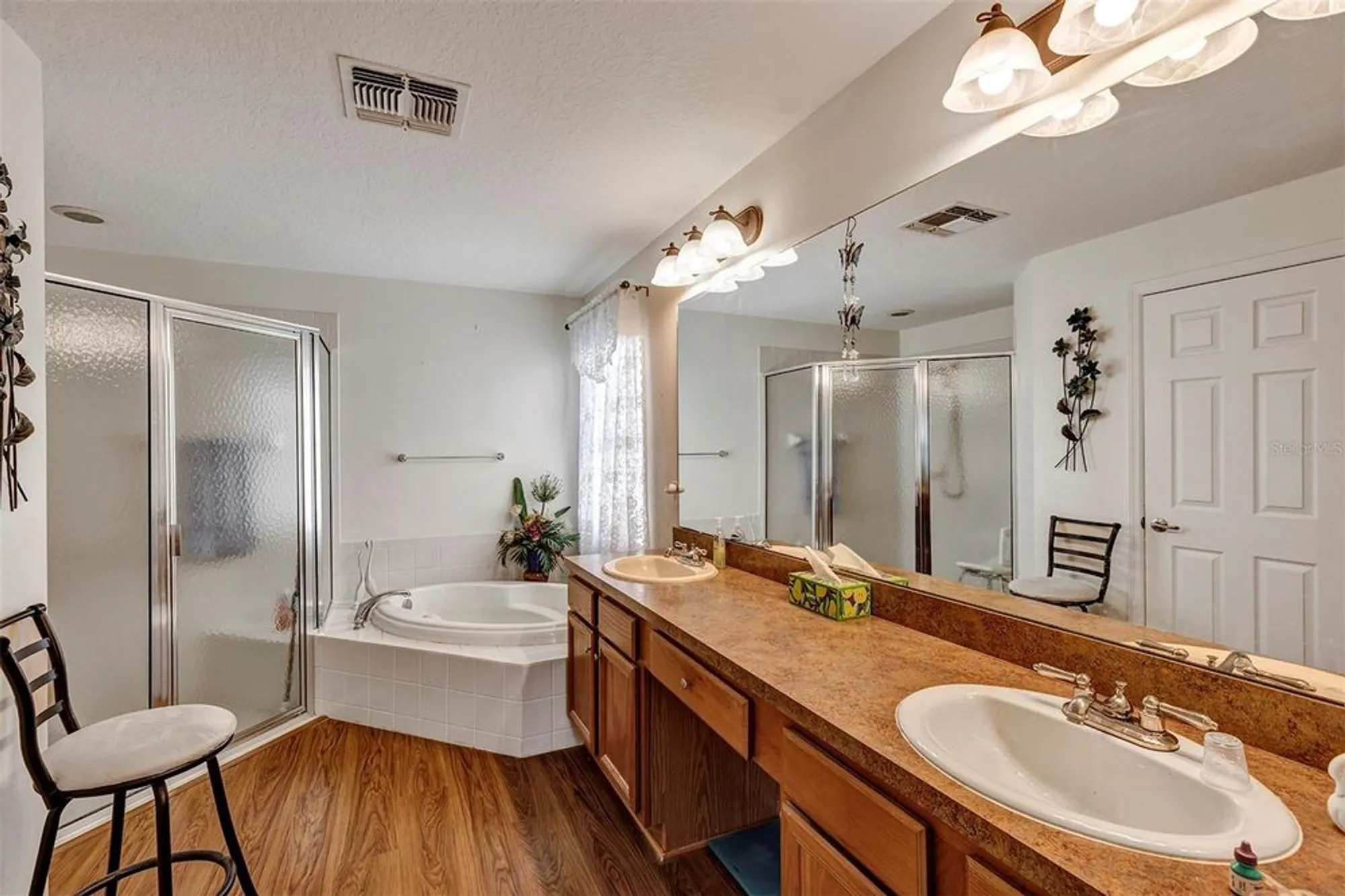 Property Slideshow image 17 of 49 | 4347 arlington ridge blvd, Leesburg, FL, 34748