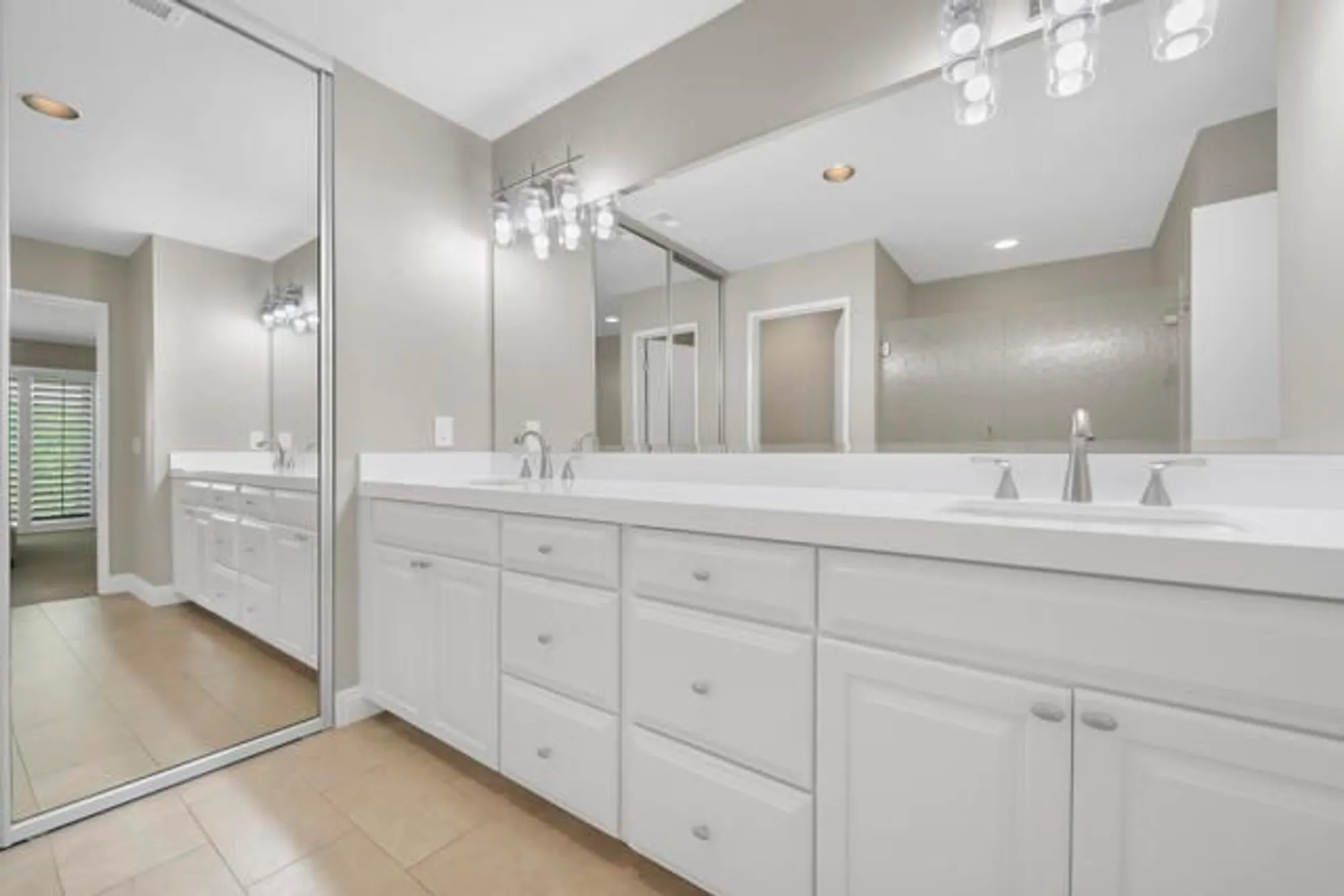 Property Slideshow image 13 of 32 | 55730 riviera, La Quinta, CA, 92253