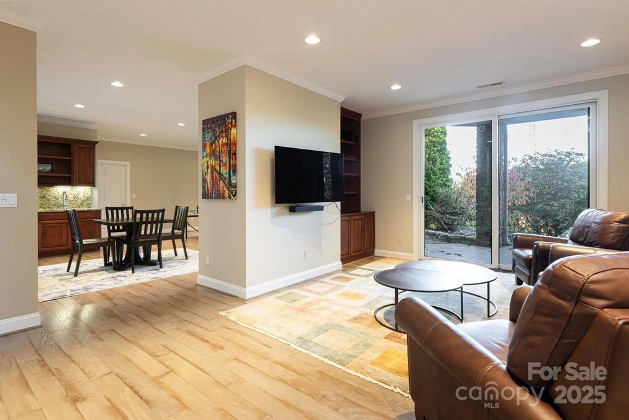 Property Slideshow image 31 of 48 | 106 woodglen ct, Flat Rock, NC, 28731