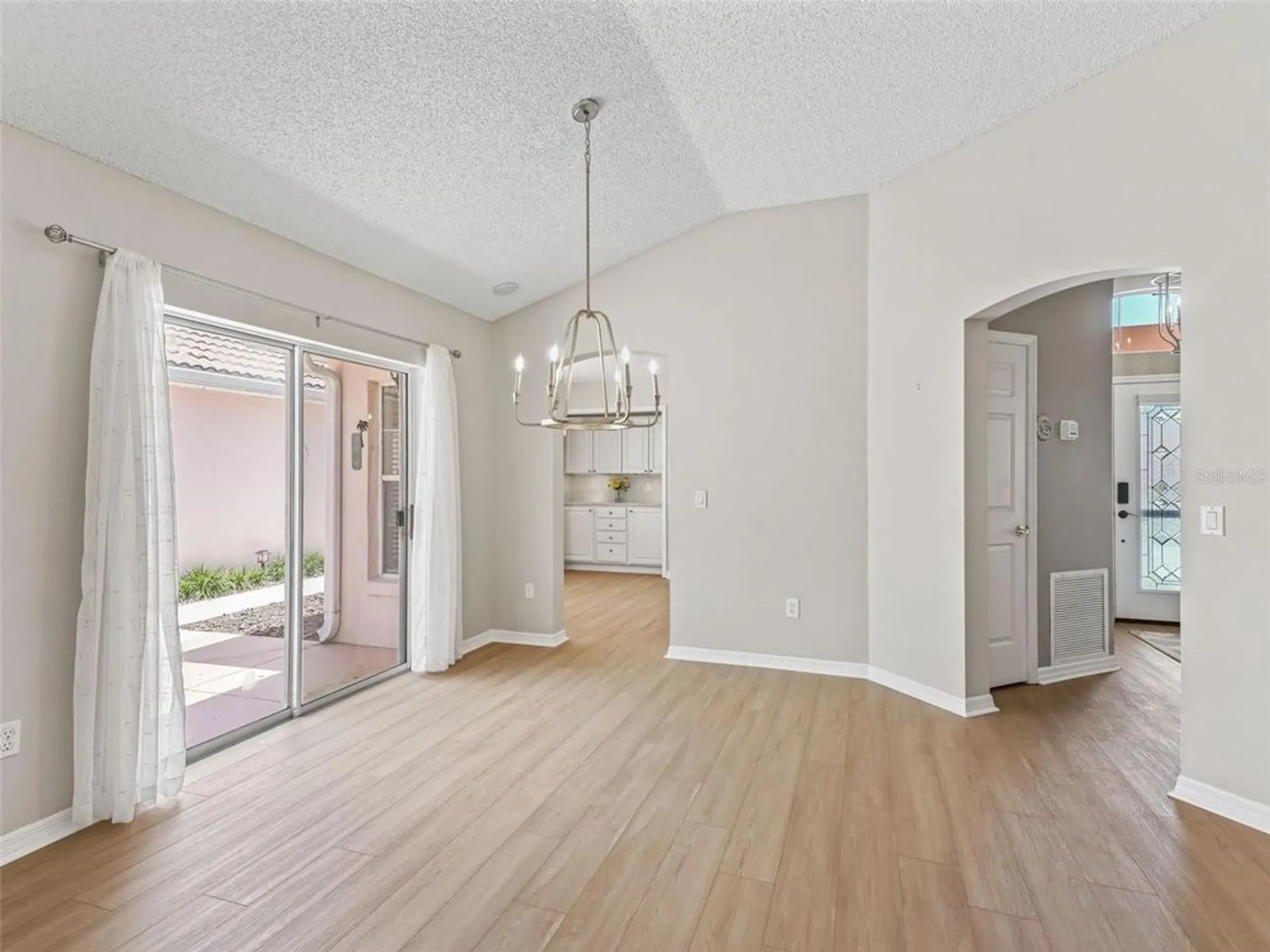 Property Slideshow image 6 of 31 | 1305 santa maria ave, The Villages, FL, 32159