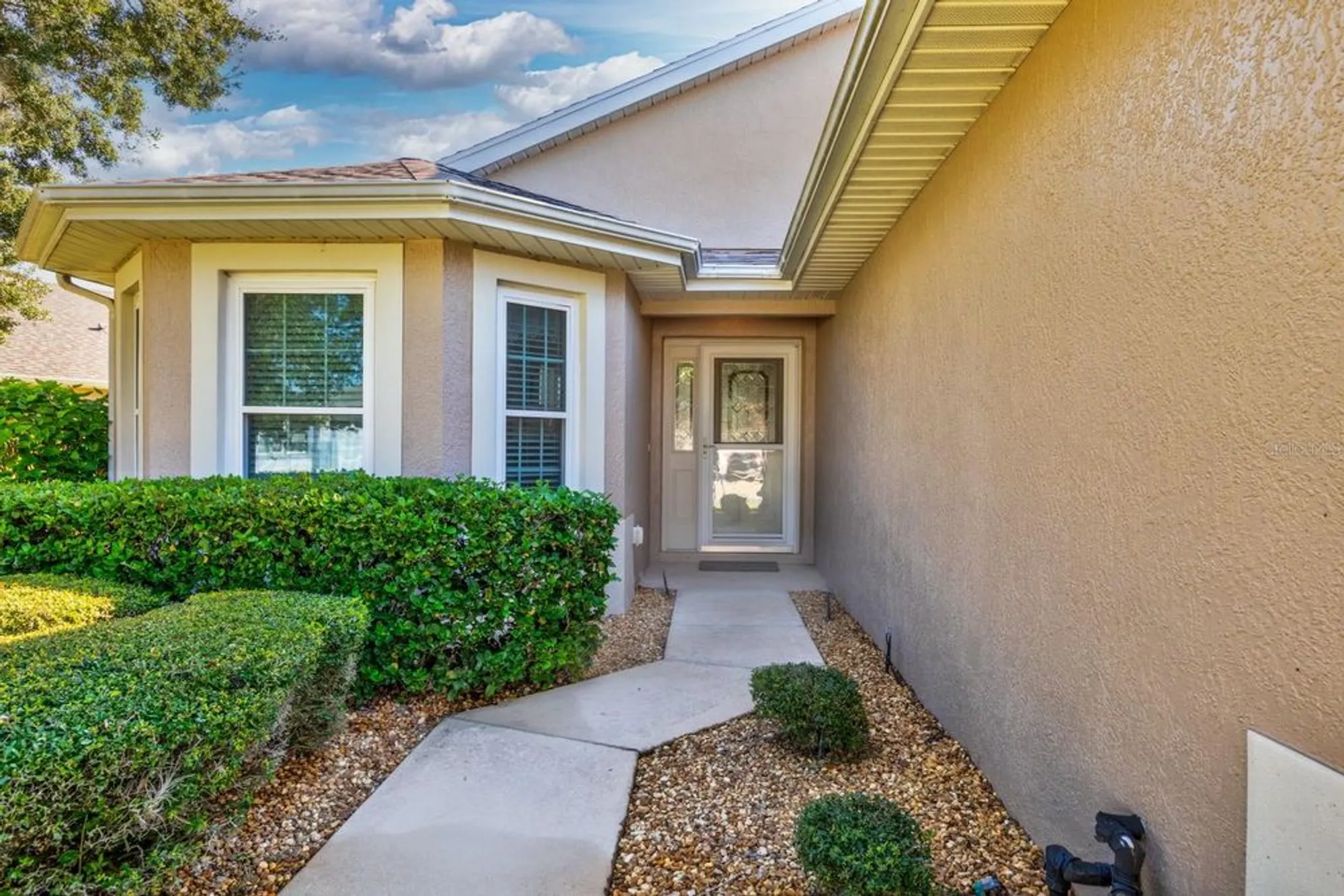 Property Slideshow image 2 of 20 | 5543 aurora dr, Leesburg, FL, 34748