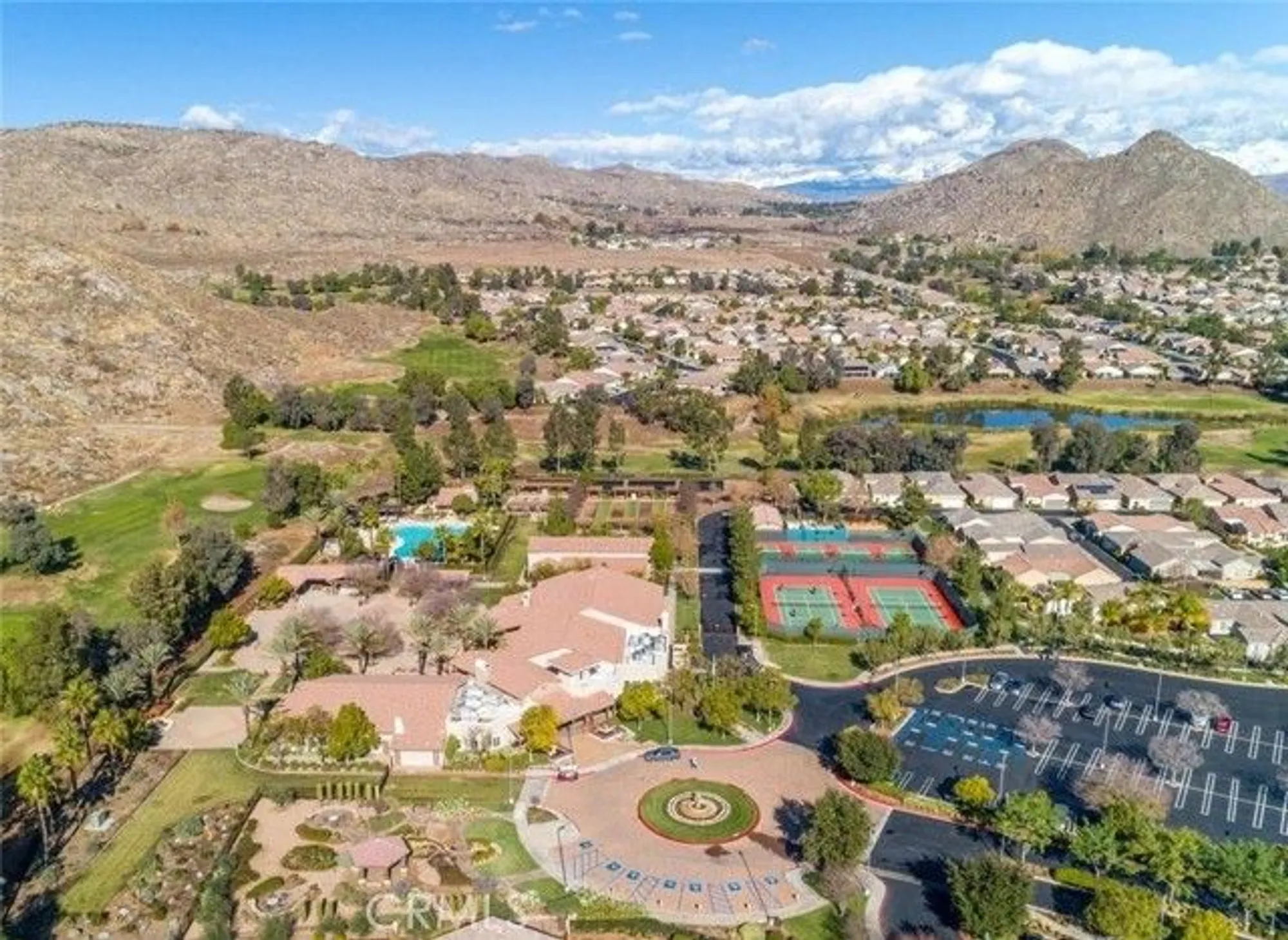 Property Slideshow image 18 of 26 | 240 glenview ln, Hemet, CA, 92545