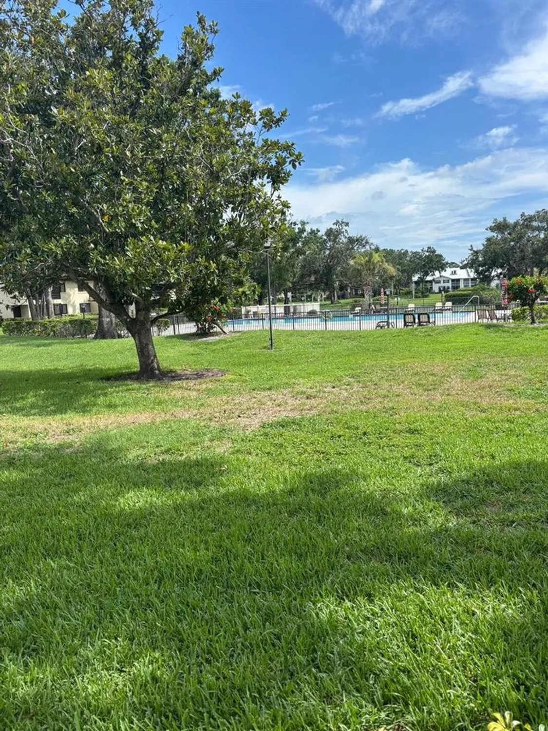 Property Slideshow image 23 of 24 | 5689 gardens dr, Sarasota, FL, 34243