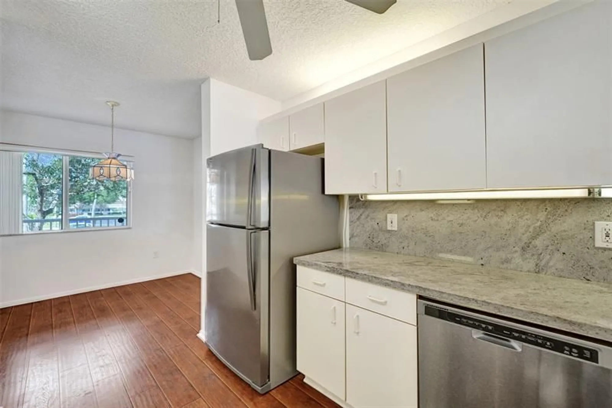 Property Slideshow image 14 of 69 | 9563 weldon cir apt d212, Fort Lauderdale, FL, 33321