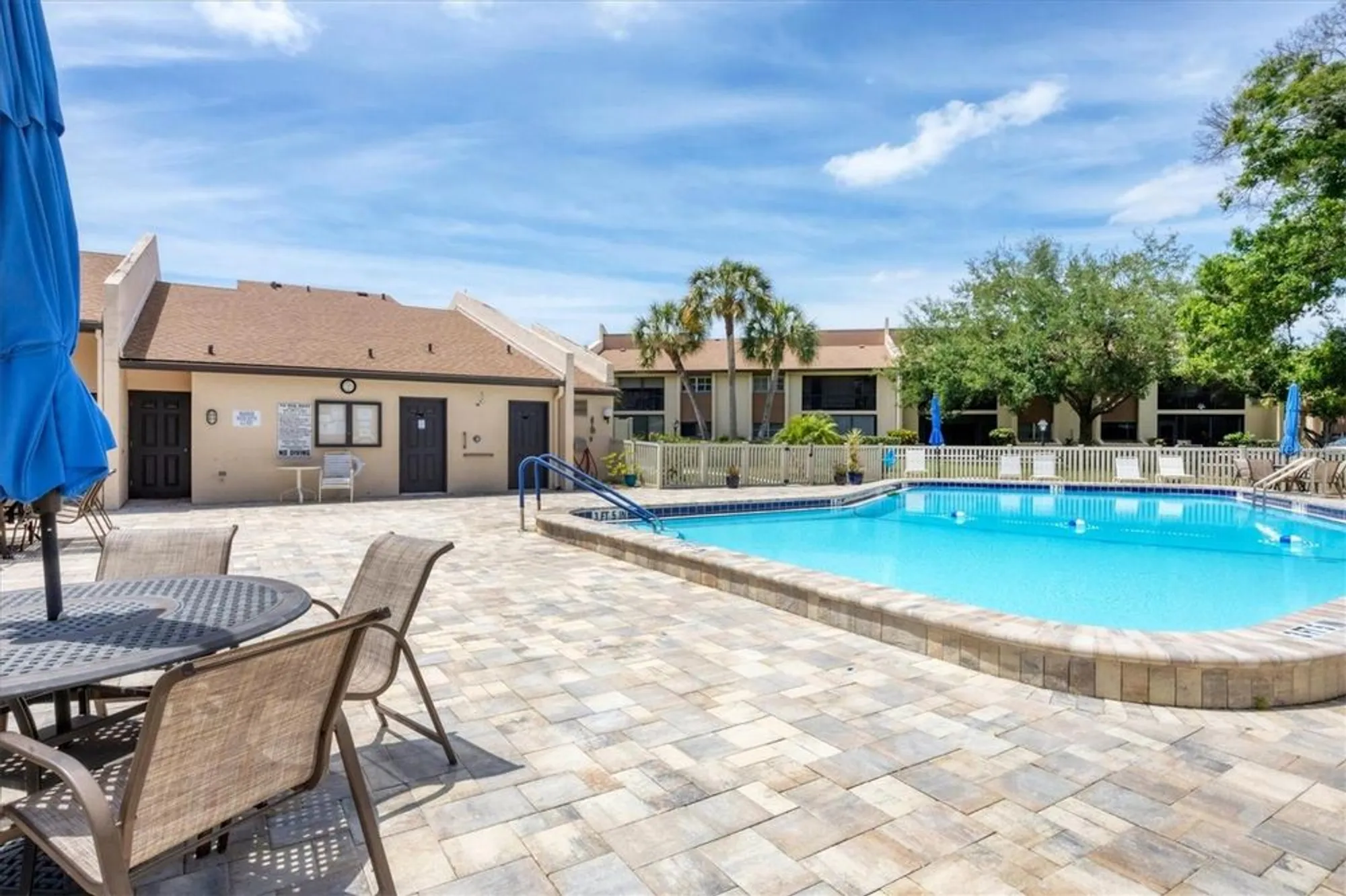 Property Slideshow image 51 of 64 | 2446 clubhouse cir unit 202, Sarasota, FL, 34232