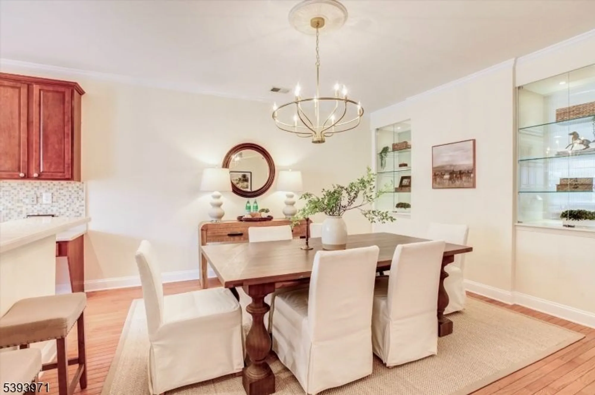 Property Slideshow image 6 of 29 | 13 fernwood ct, Whitehouse Station, NJ, 08889