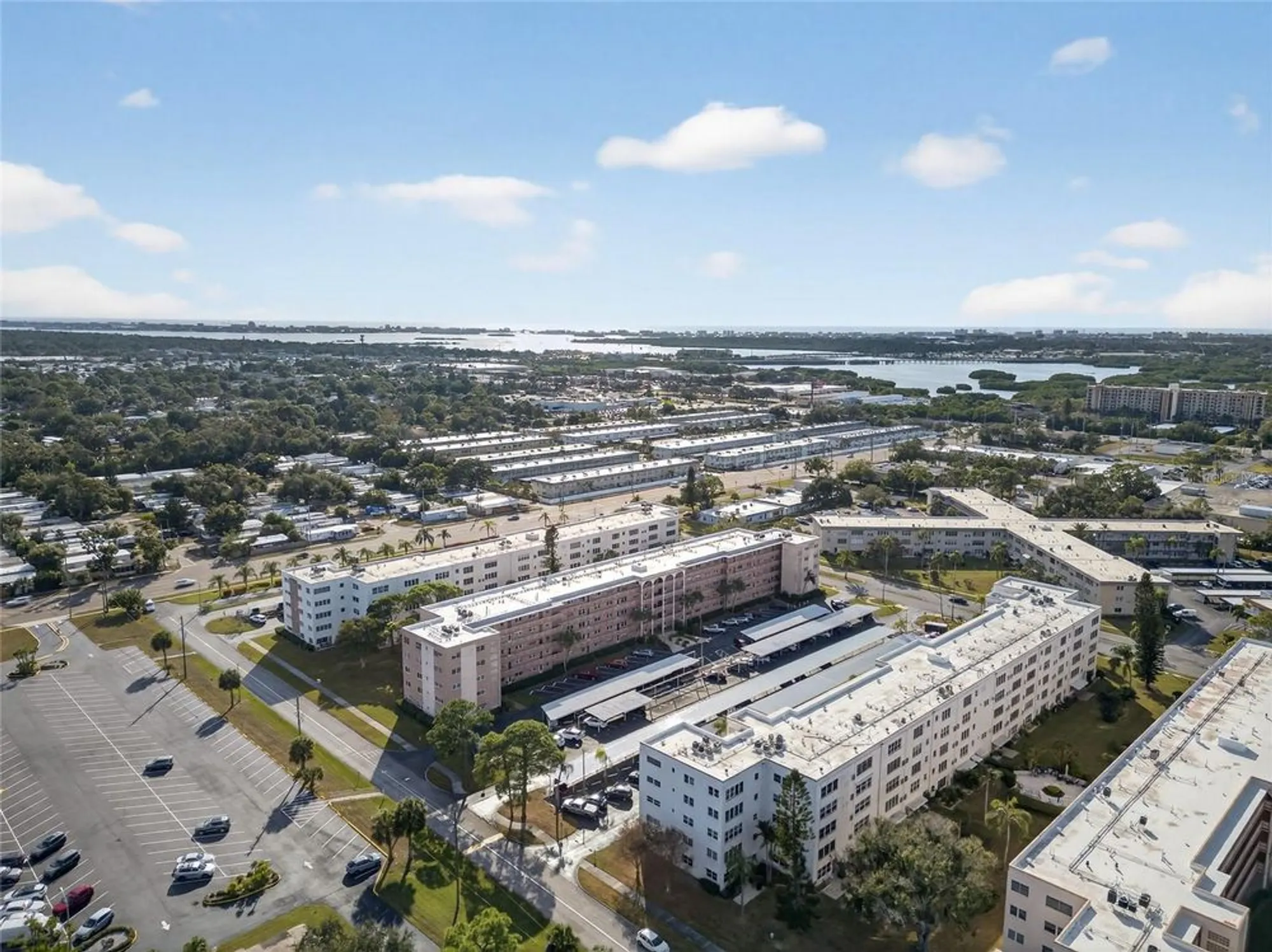 Property Slideshow image 33 of 41 | 5521 80th st n unit 511, Saint Petersburg, FL, 33709