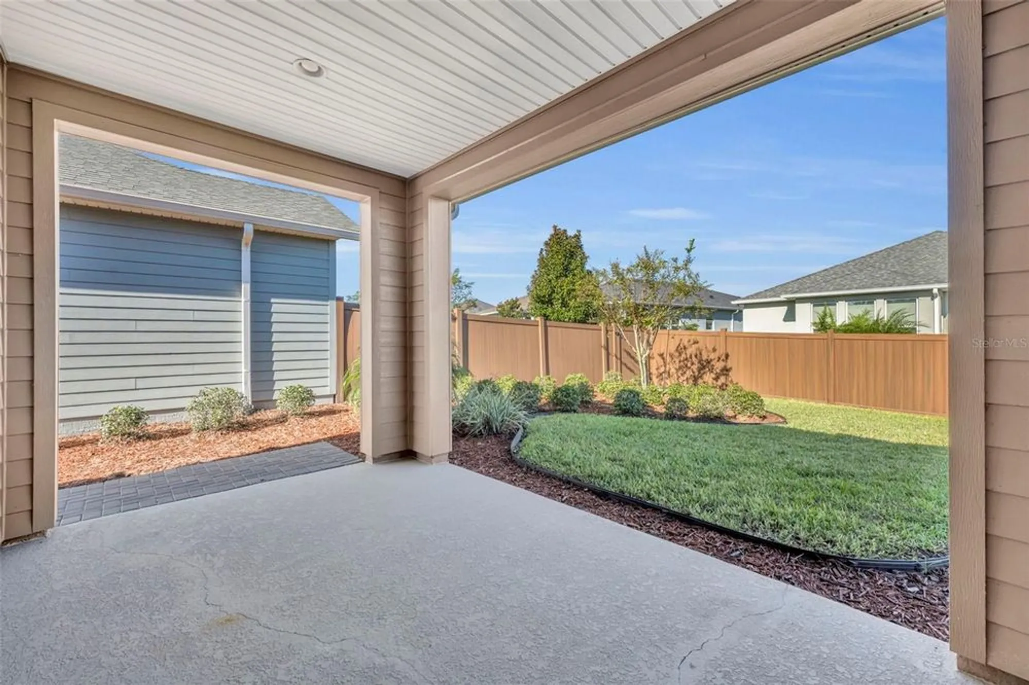 Property Slideshow image 38 of 64 | 397 alcove dr, Groveland, FL, 34736