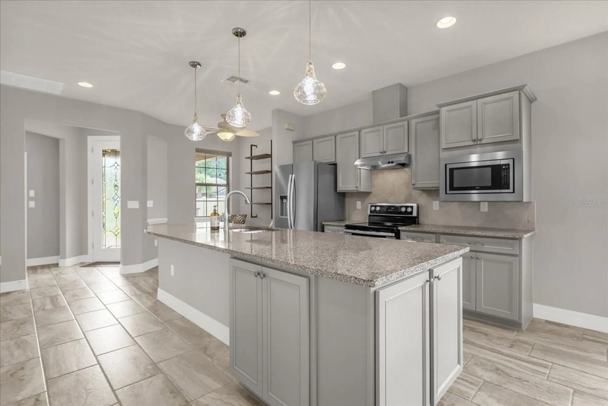 Property Slideshow image 4 of 26 | 251 tomelloso way, Davenport, FL, 33837