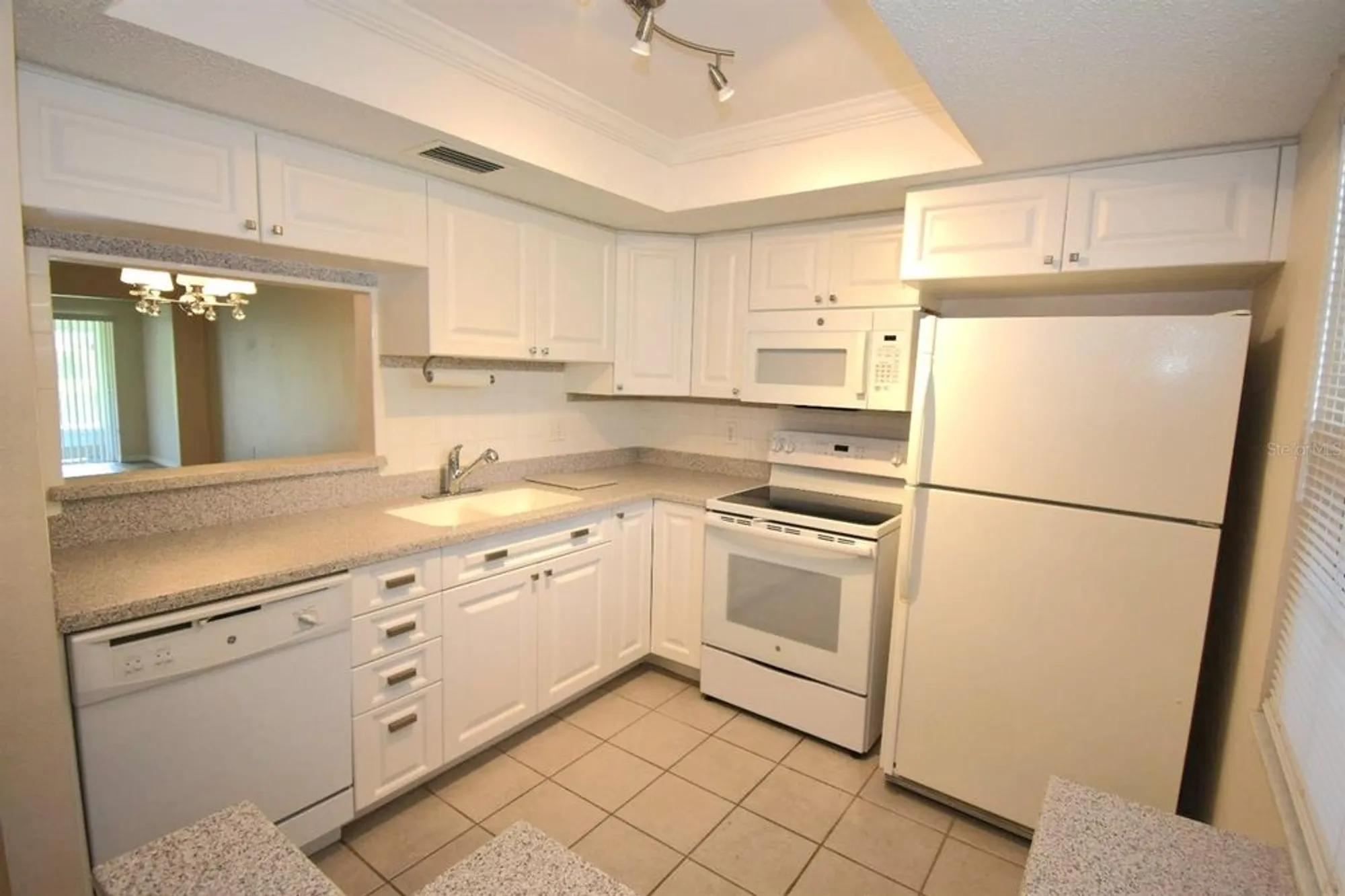 Property Slideshow image 7 of 30 | 946 virginia st apt 102, Dunedin, FL, 34698