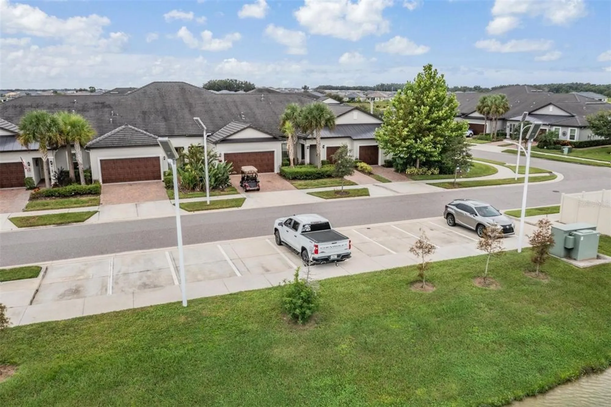 Property Slideshow image 2 of 90 | 10450 weldon cork way, San Antonio, FL, 33576