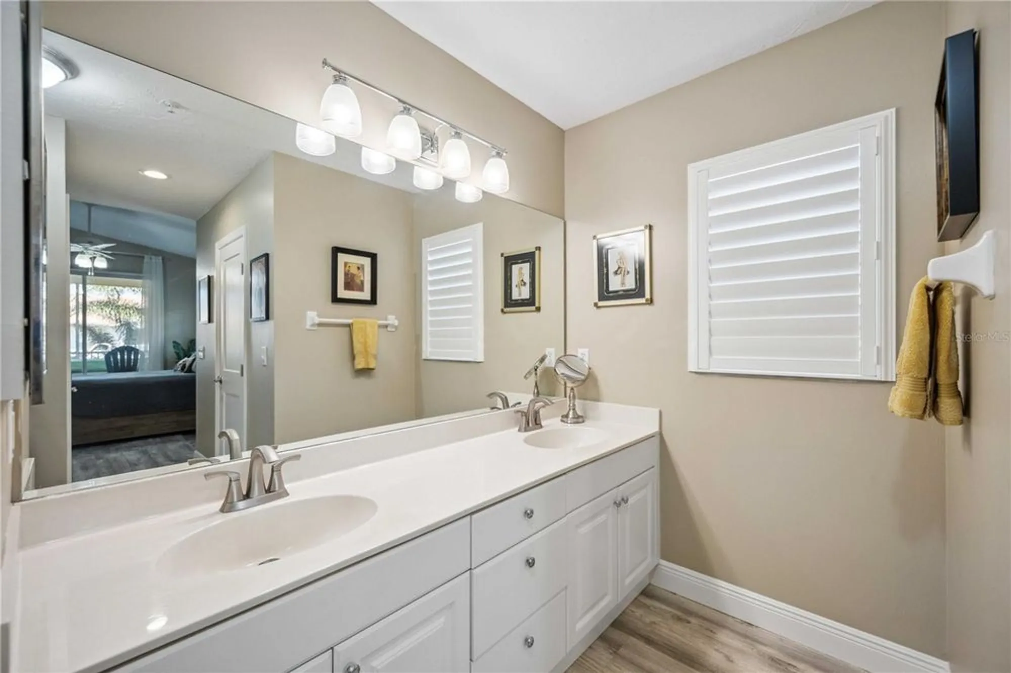 Property Slideshow image 9 of 19 | 4208 central sarasota pkwy apt 1422, Sarasota, FL, 34238