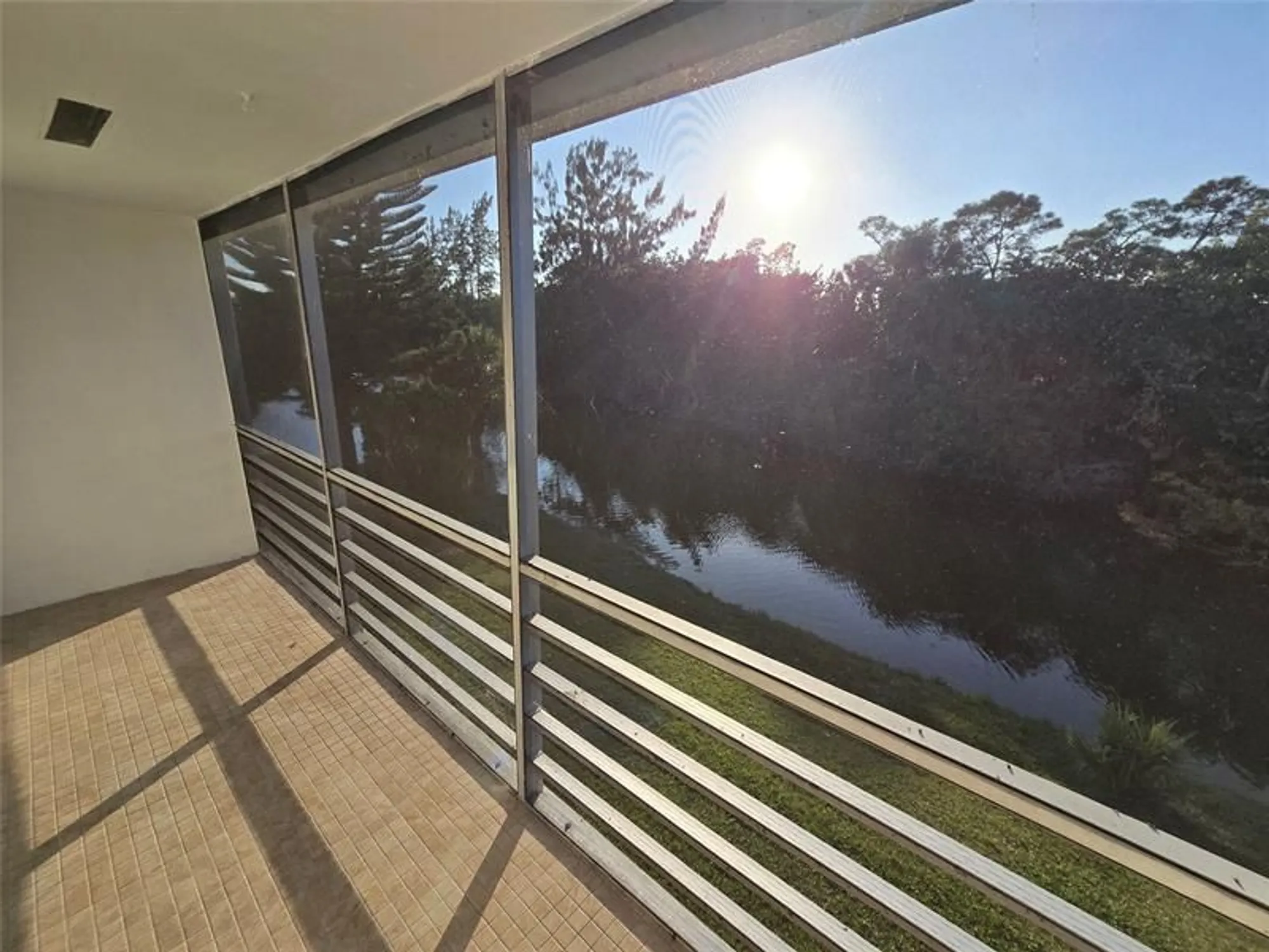 Property Slideshow image 11 of 35 | 98 northampton e # 98, West Palm Beach, FL, 33417