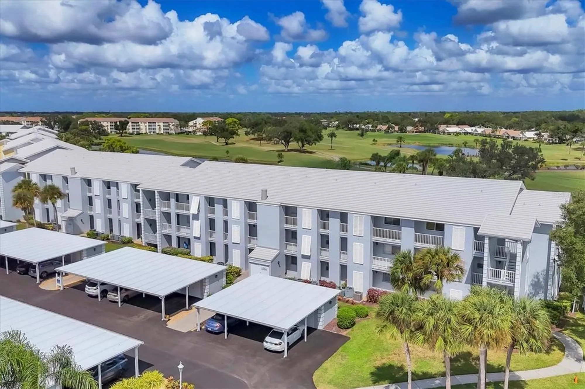 Property Slideshow image 5 of 61 | 408 cerromar cir 331, Venice, FL, 34293