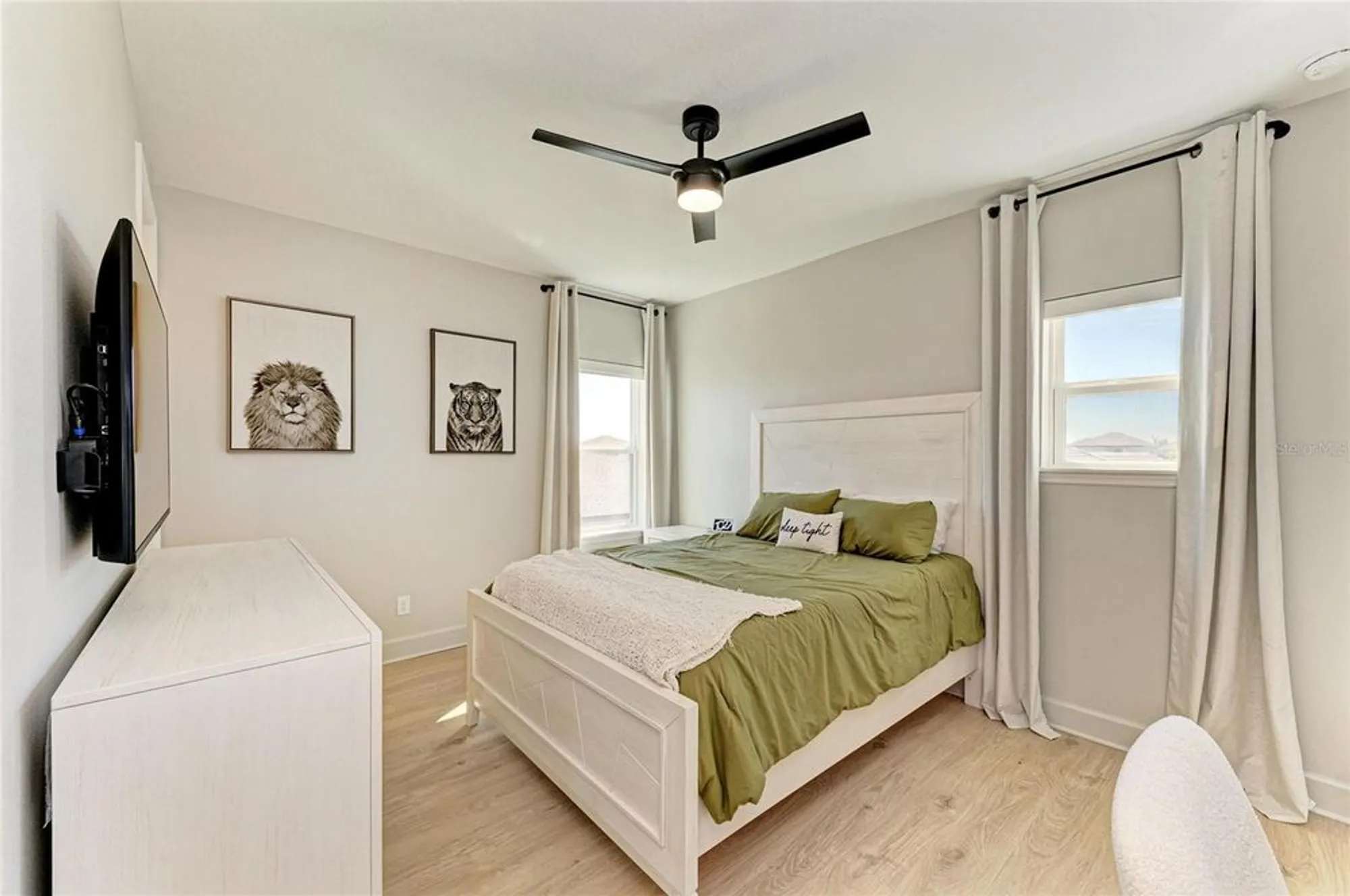 Property Slideshow image 71 of 100 | 16115 mount holly dr, Bradenton, FL, 34211