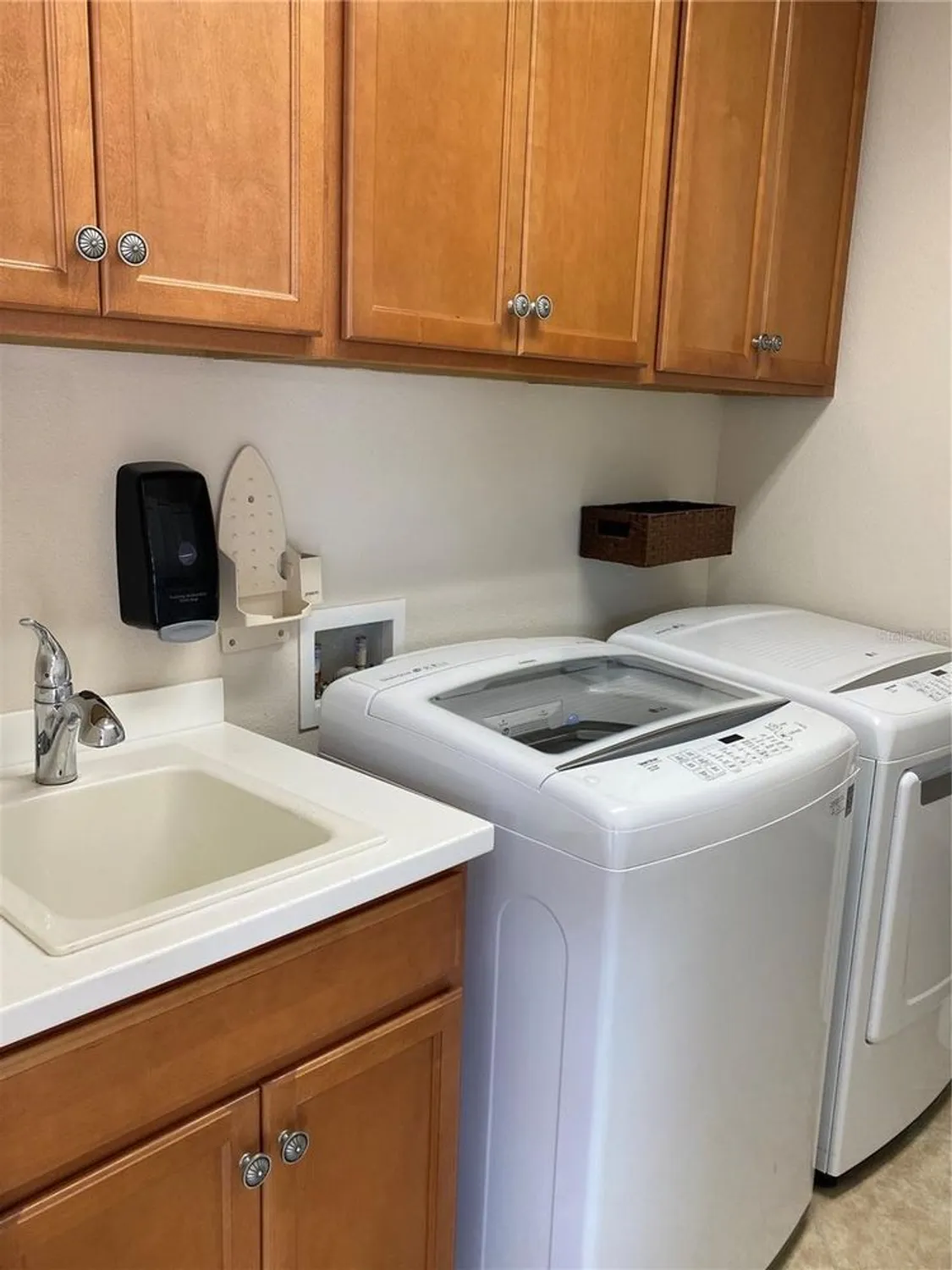 Property Slideshow image 42 of 84 | 1264 riverscape st b, Bradenton, FL, 34208