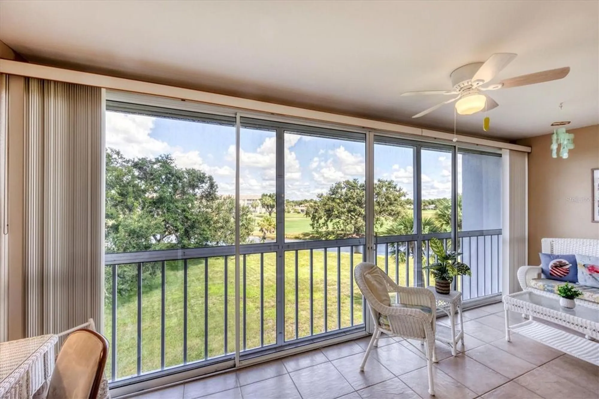 Property Slideshow image 27 of 49 | 404 cerromar cir 308, Venice, FL, 34293