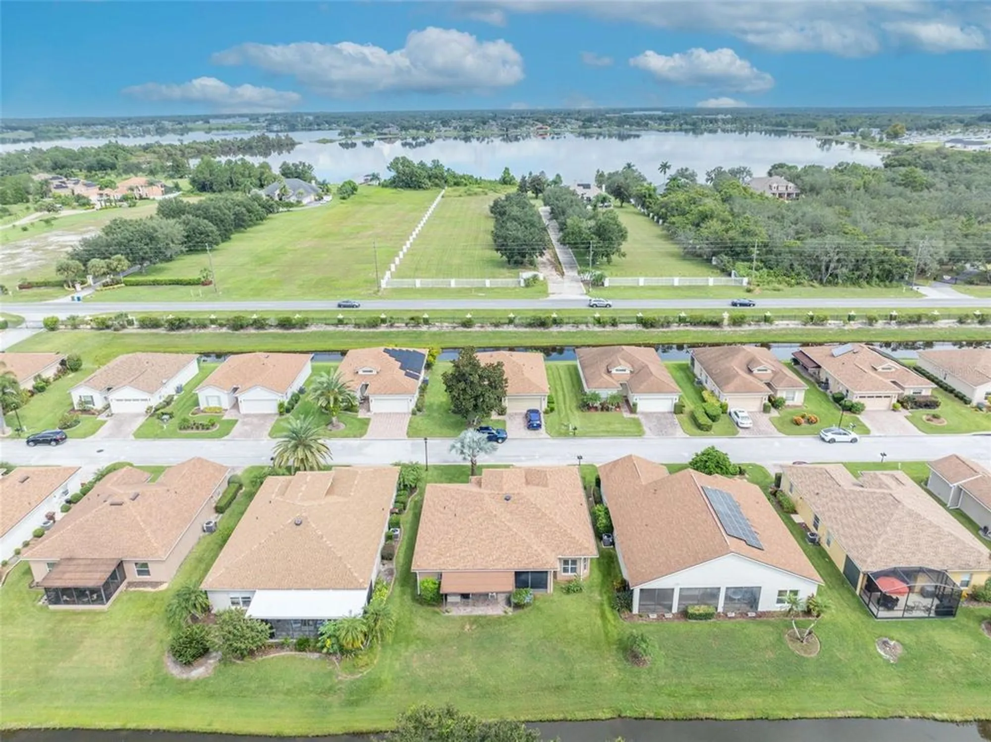 Property Slideshow image 44 of 51 | 4115 aberdeen ln, Lake Wales, FL, 33859